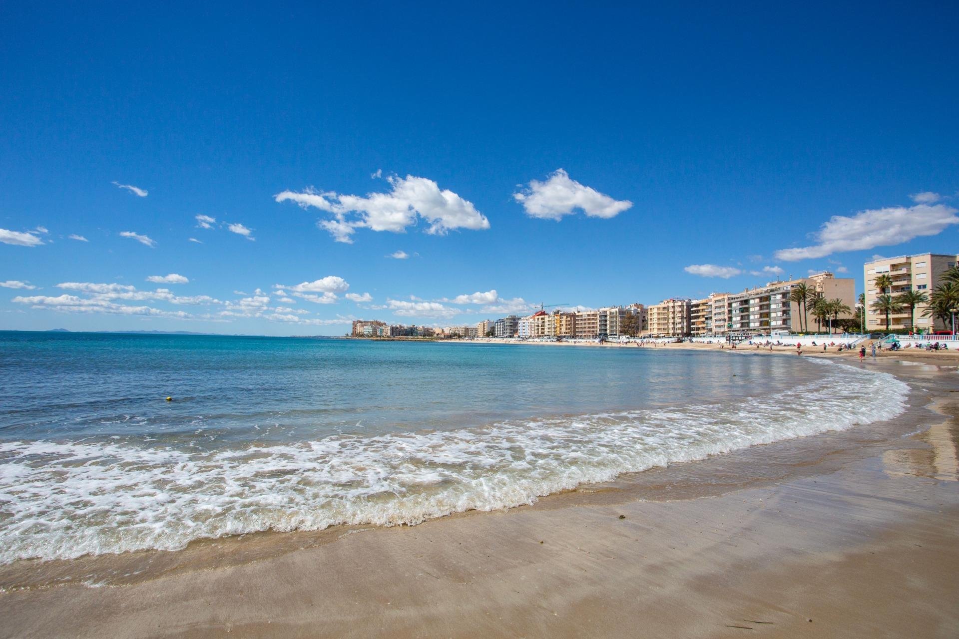 Reventa - Apartment -
Torrevieja - Centro - Muelle Pesquero