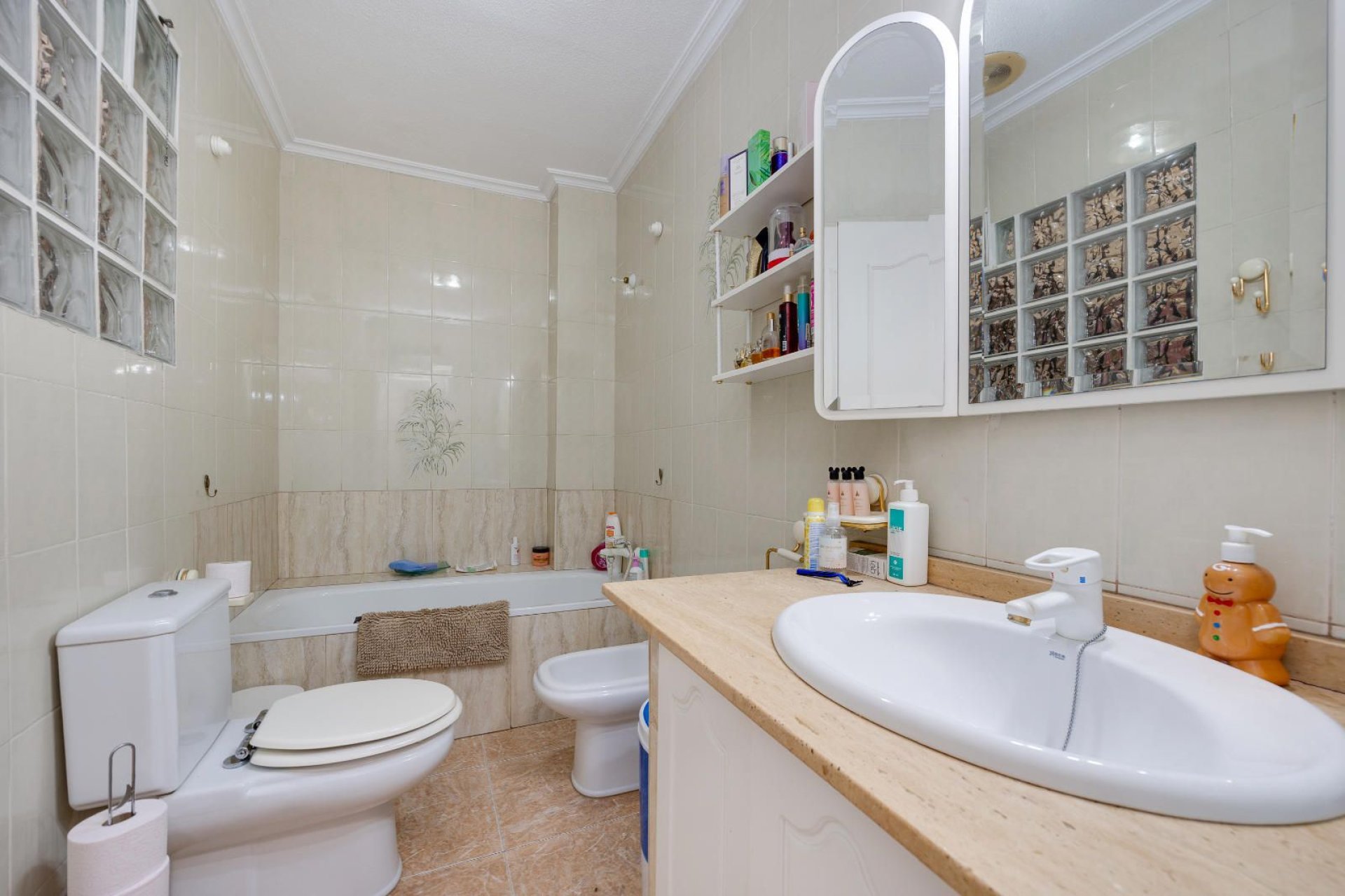 Reventa - Apartment -
Torrevieja - Centro - Muelle Pesquero