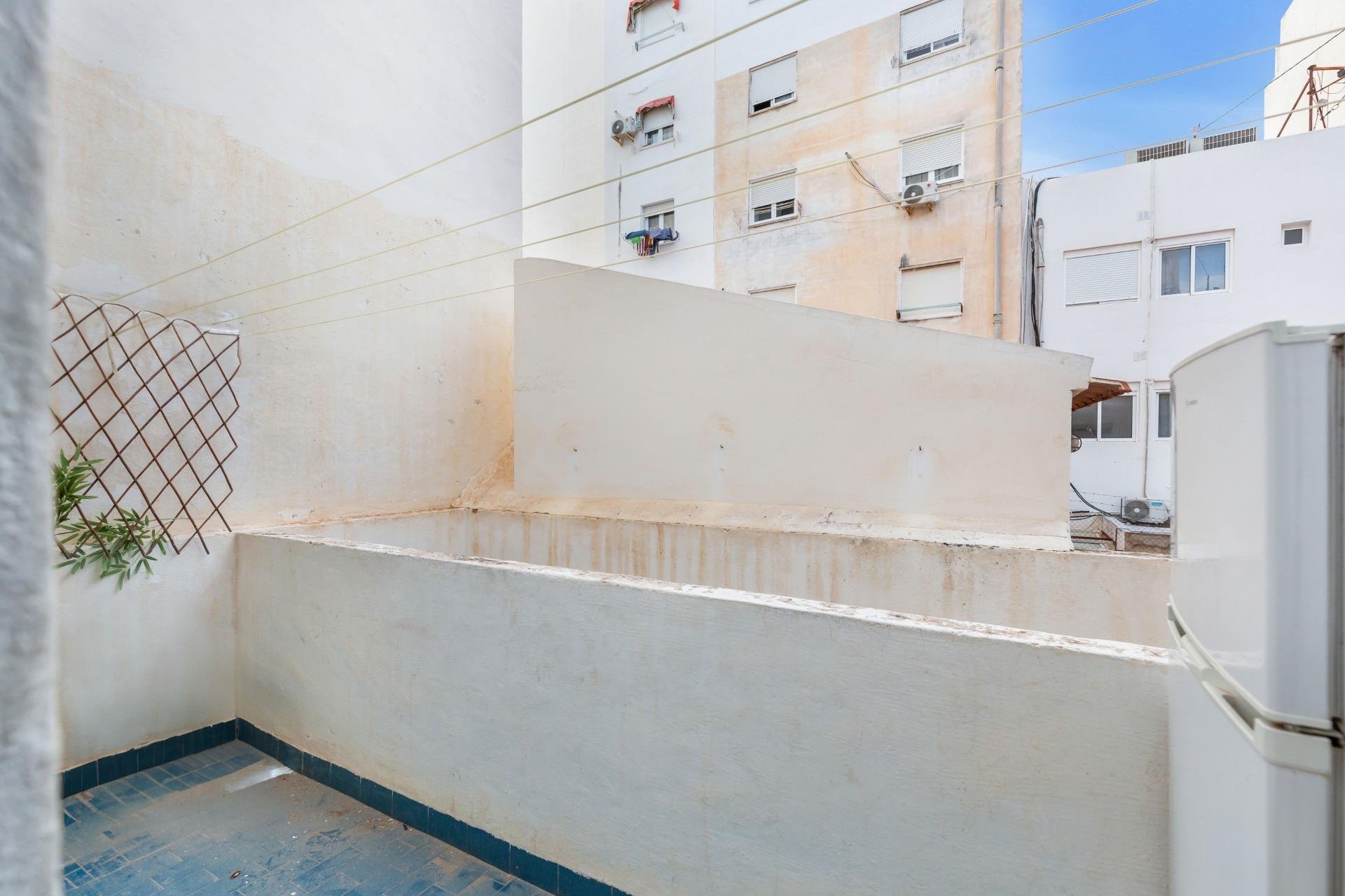 Reventa - Apartment -
Torrevieja - Centro - Muelle Pesquero