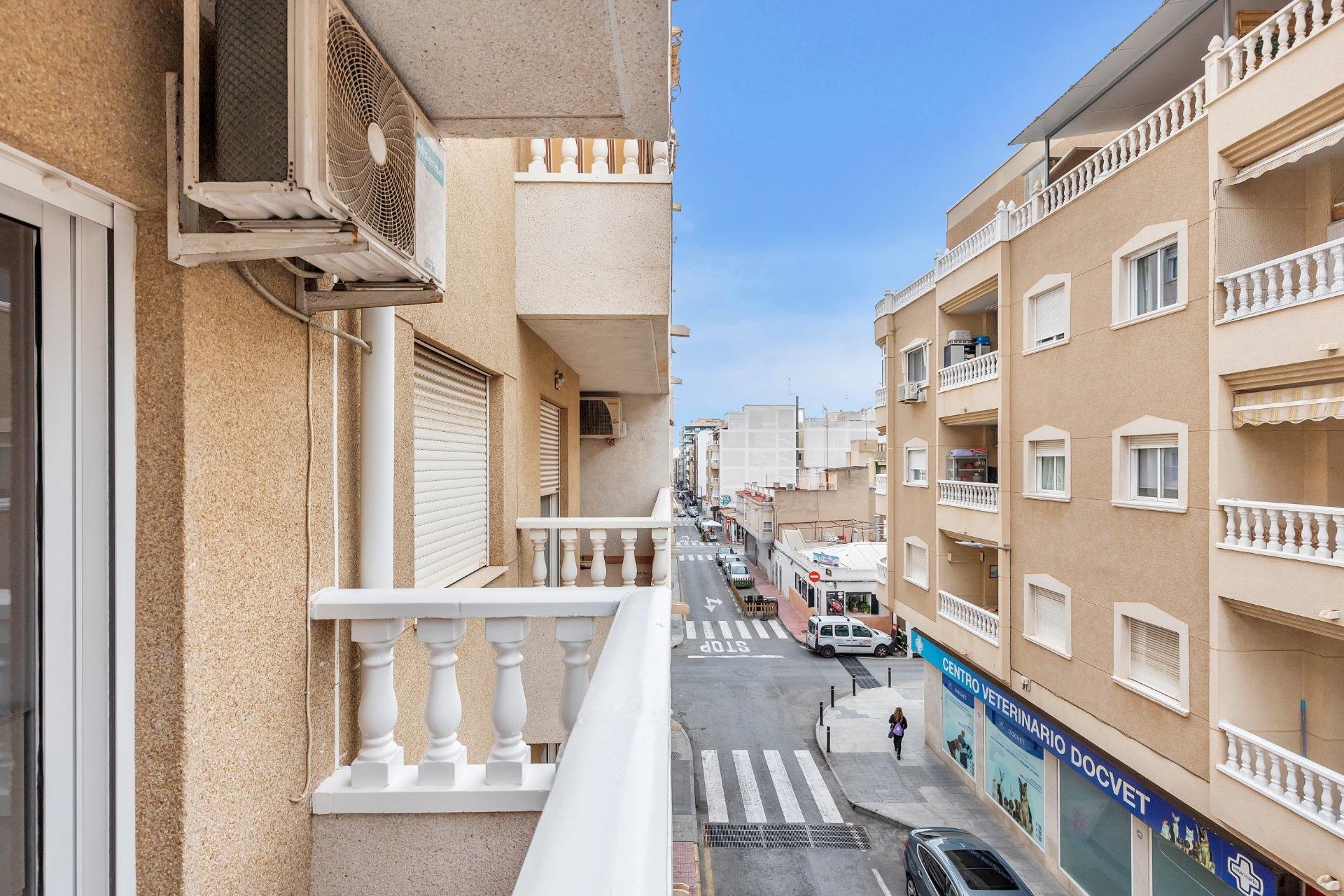 Reventa - Apartment -
Torrevieja - Centro - Muelle Pesquero