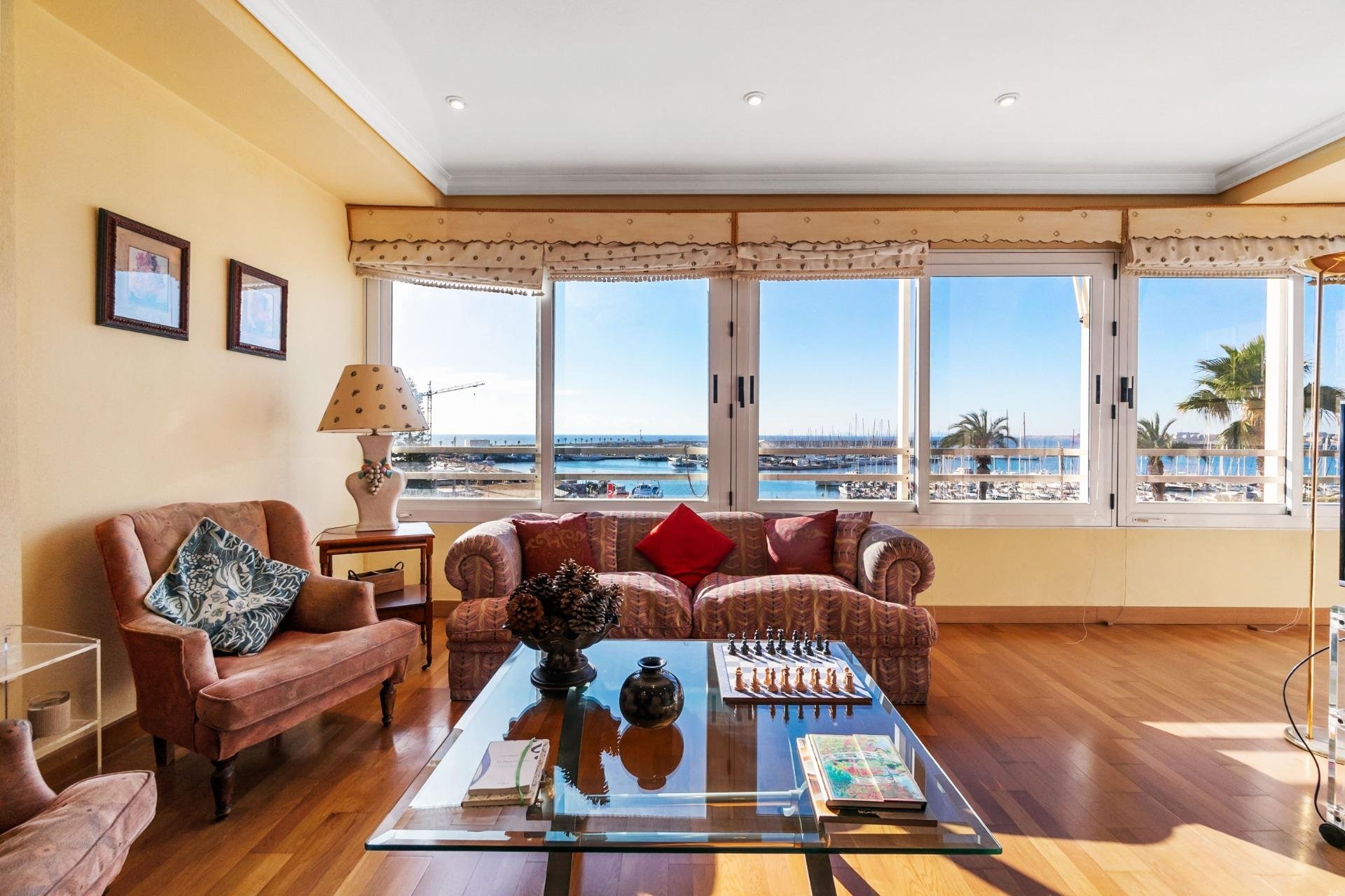Reventa - Apartment -
Torrevieja - Centro - Muelle Pesquero
