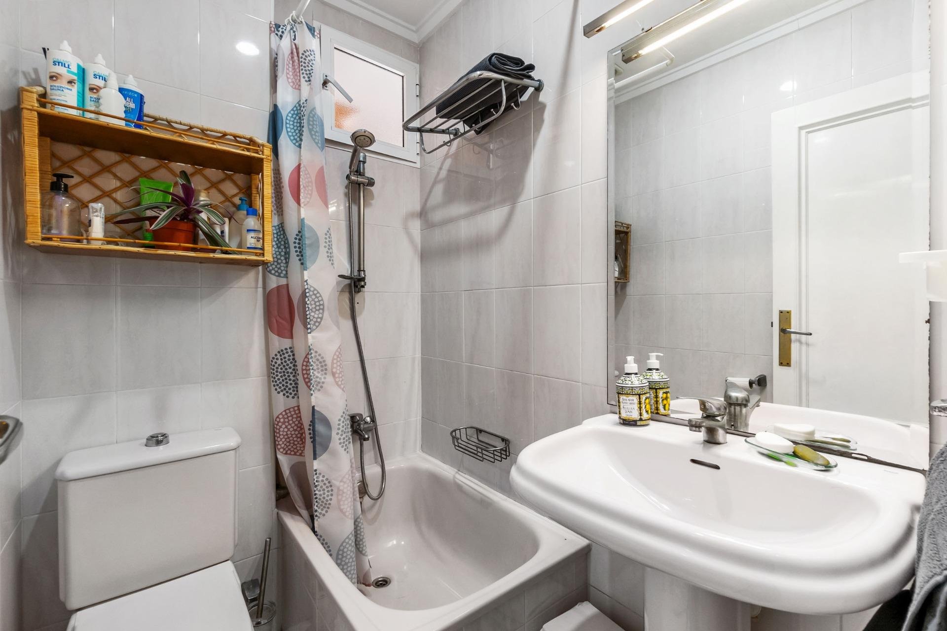 Reventa - Apartment -
Torrevieja - Centro - Muelle Pesquero