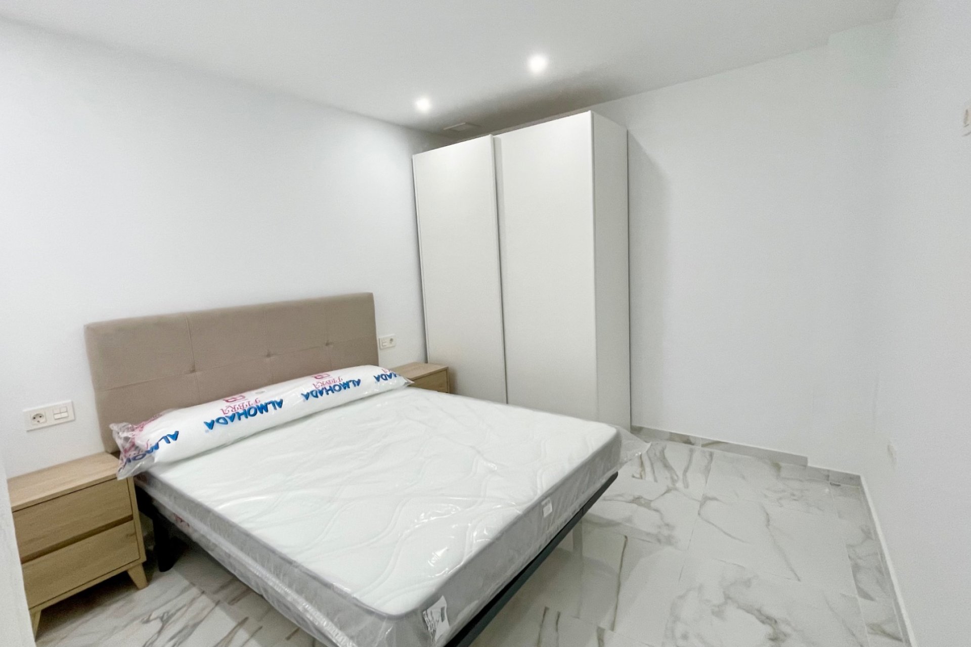 Reventa - Apartment -
Torrevieja - Centro