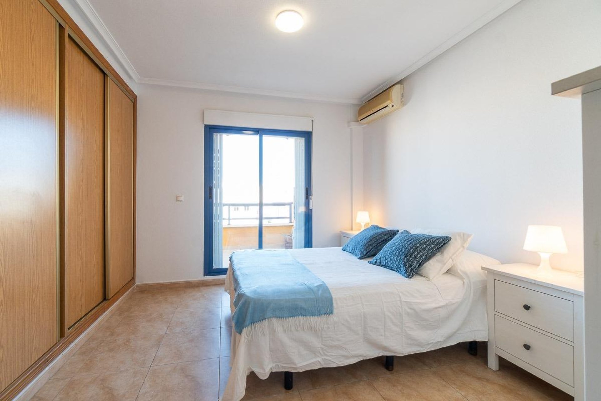 Reventa - Apartment -
Torrevieja - Centro