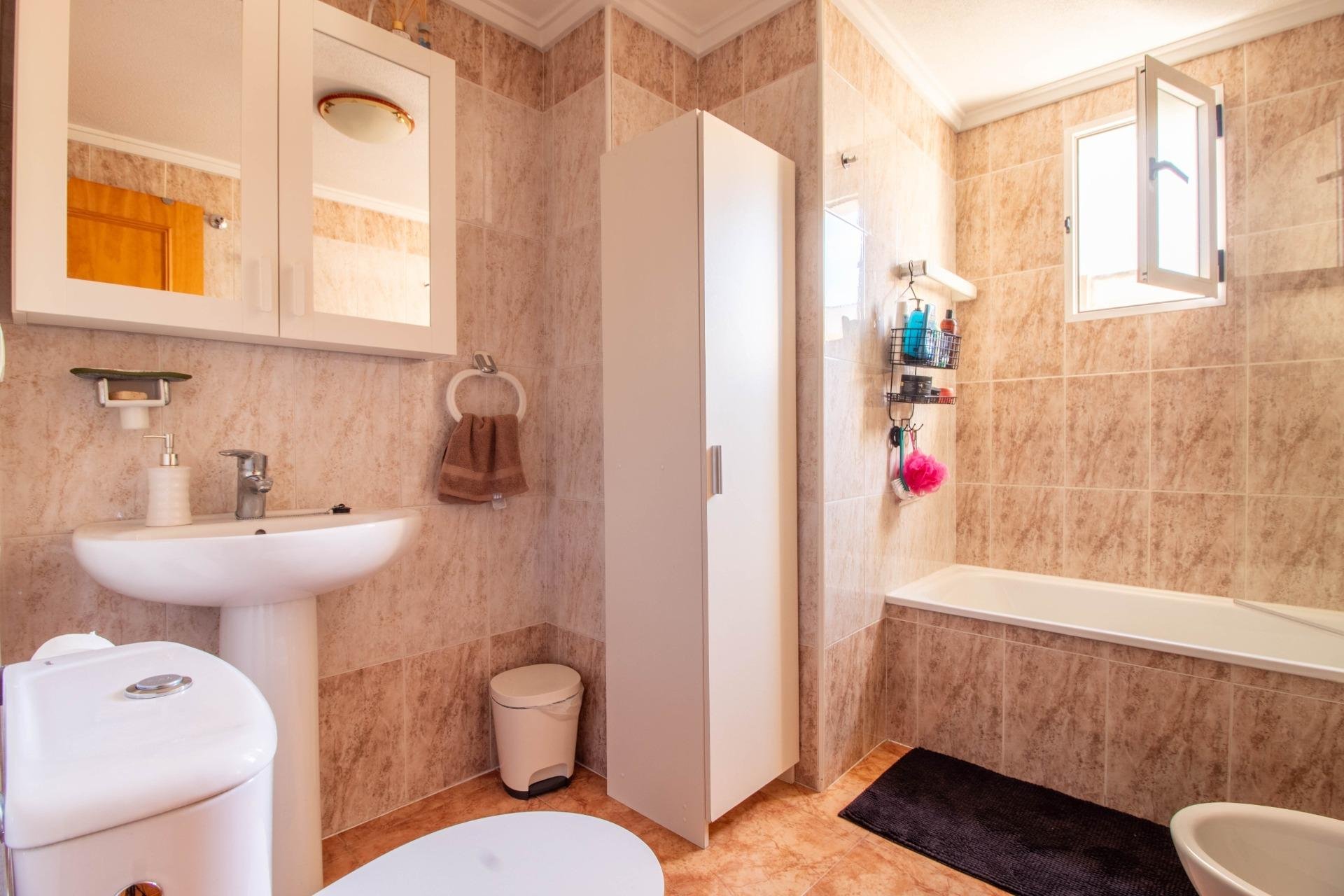 Reventa - Apartment -
Torrevieja - Centro
