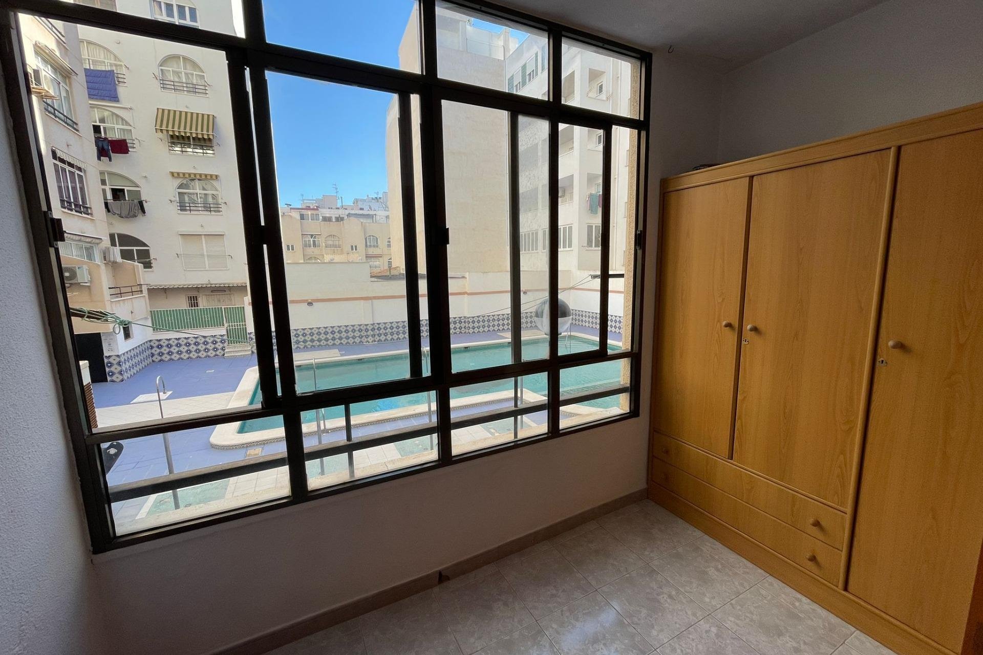 Reventa - Apartment -
Torrevieja - Estacion de autobuses