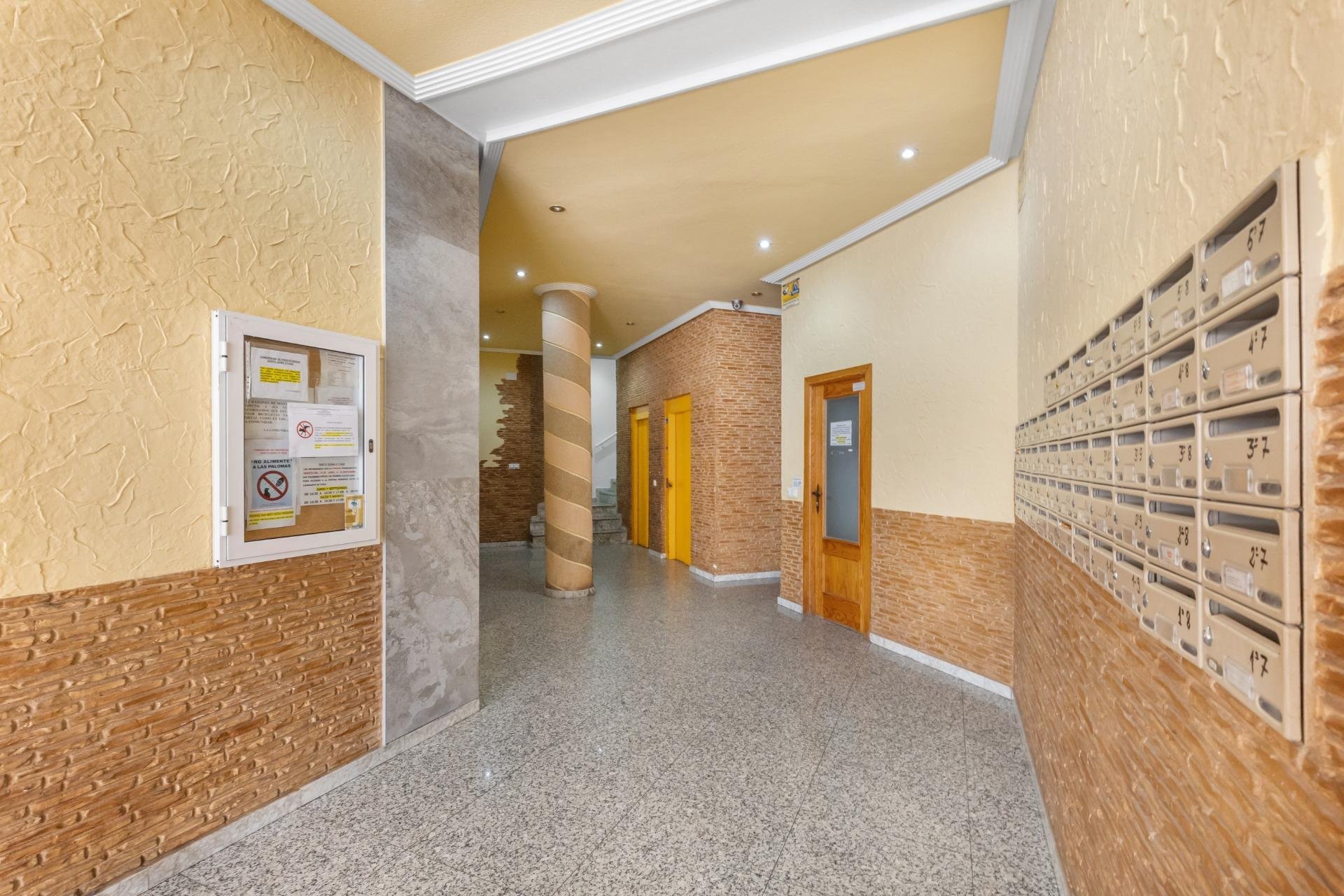 Reventa - Apartment -
Torrevieja - Estacion de autobuses