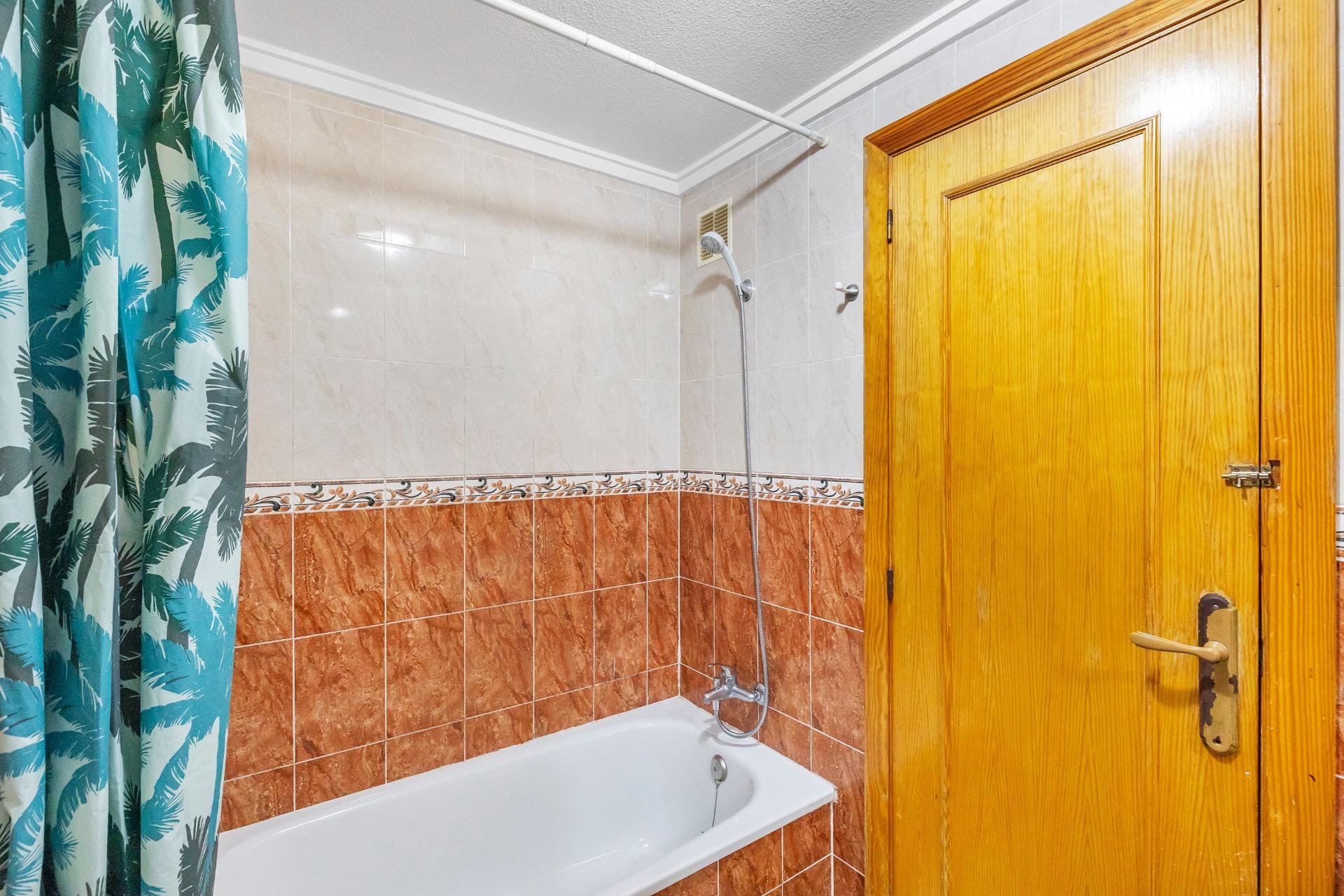 Reventa - Apartment -
Torrevieja - Estacion de autobuses