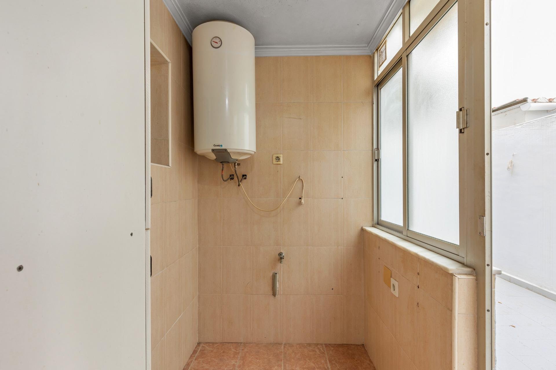 Reventa - Apartment -
Torrevieja - Habaneras