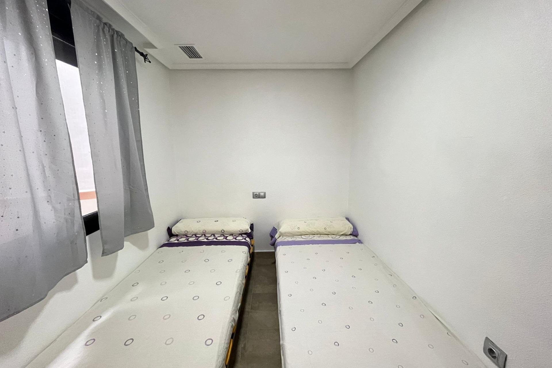 Reventa - Apartment -
Torrevieja - La Mata