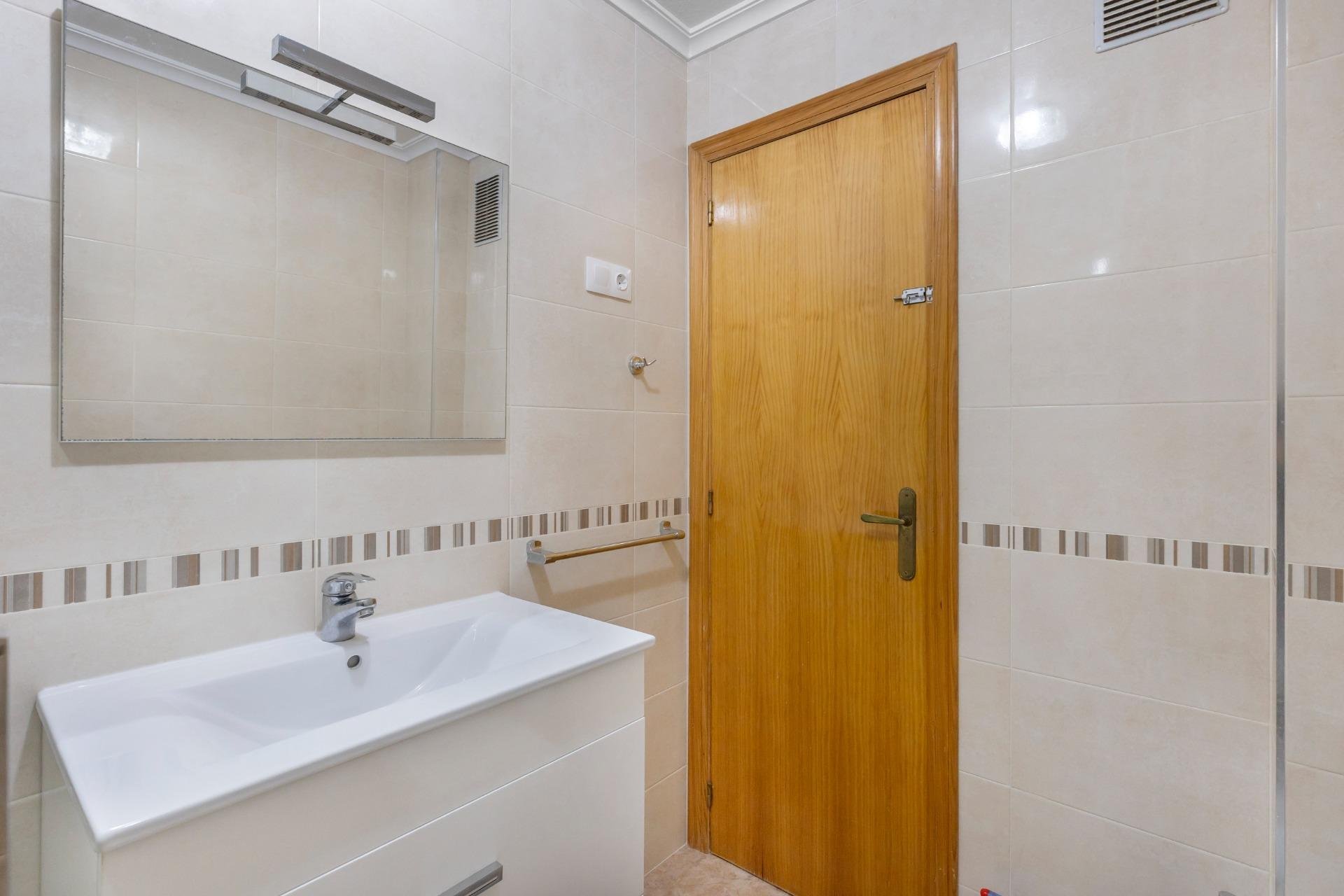 Reventa - Apartment -
Torrevieja - La Mata