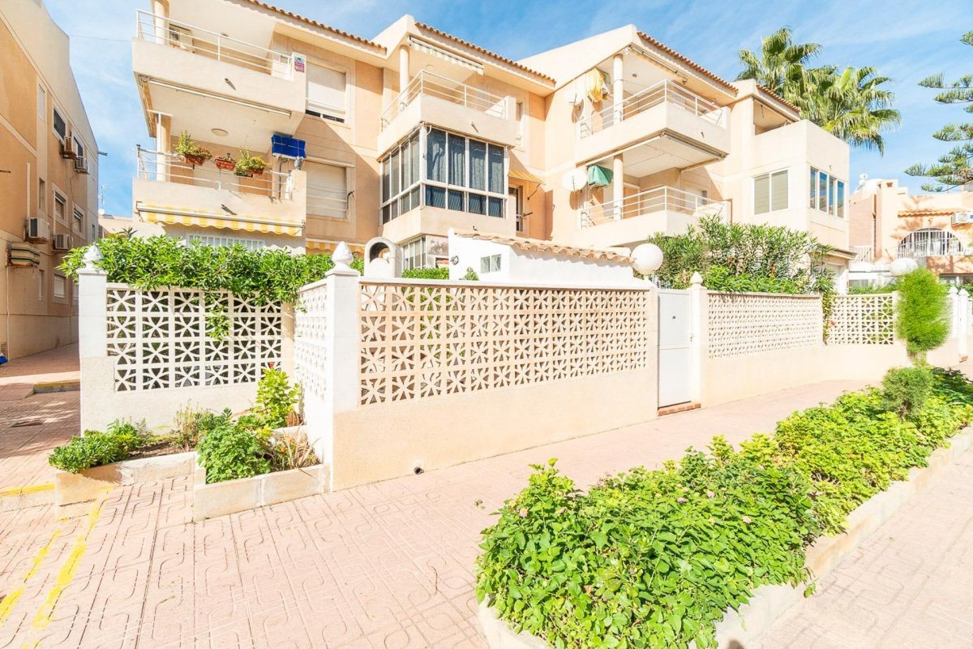 Reventa - Apartment -
Torrevieja - Los Frutales