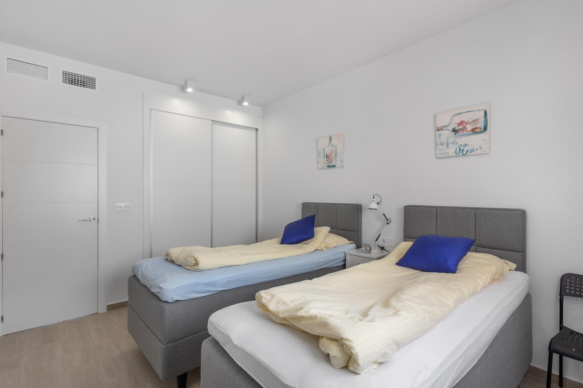 Reventa - Apartment -
Torrevieja - Los Frutales