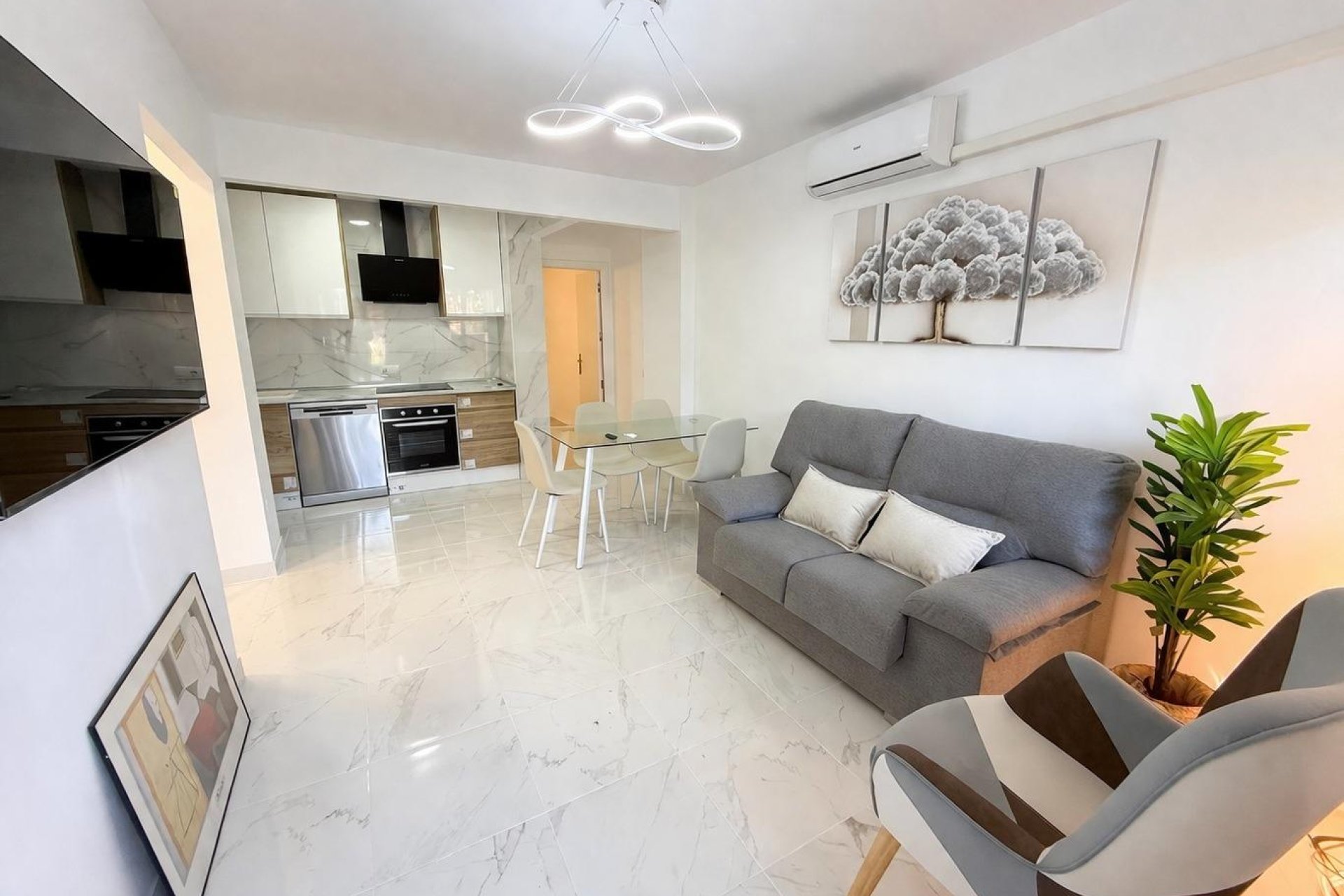 Reventa - Apartment -
Torrevieja - Parque de las Naciones