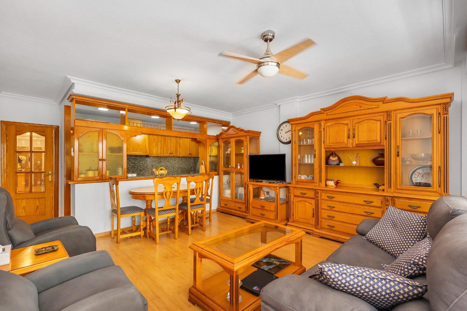 Reventa - Apartment -
Torrevieja - Paseo maritimo