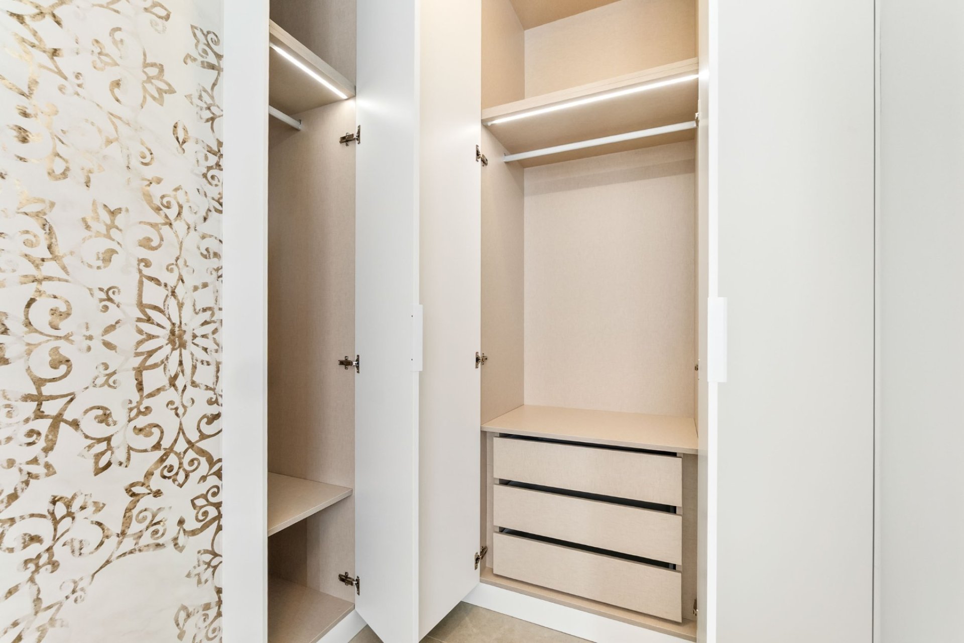 Reventa - Apartment -
Torrevieja - Playa de El Cura