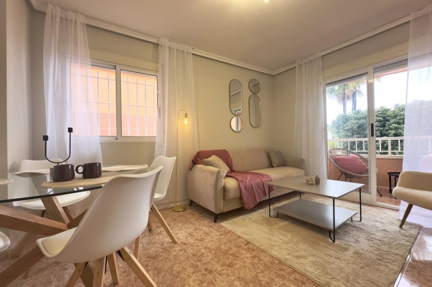 Reventa - Apartment -
Torrevieja - Playa de los locos