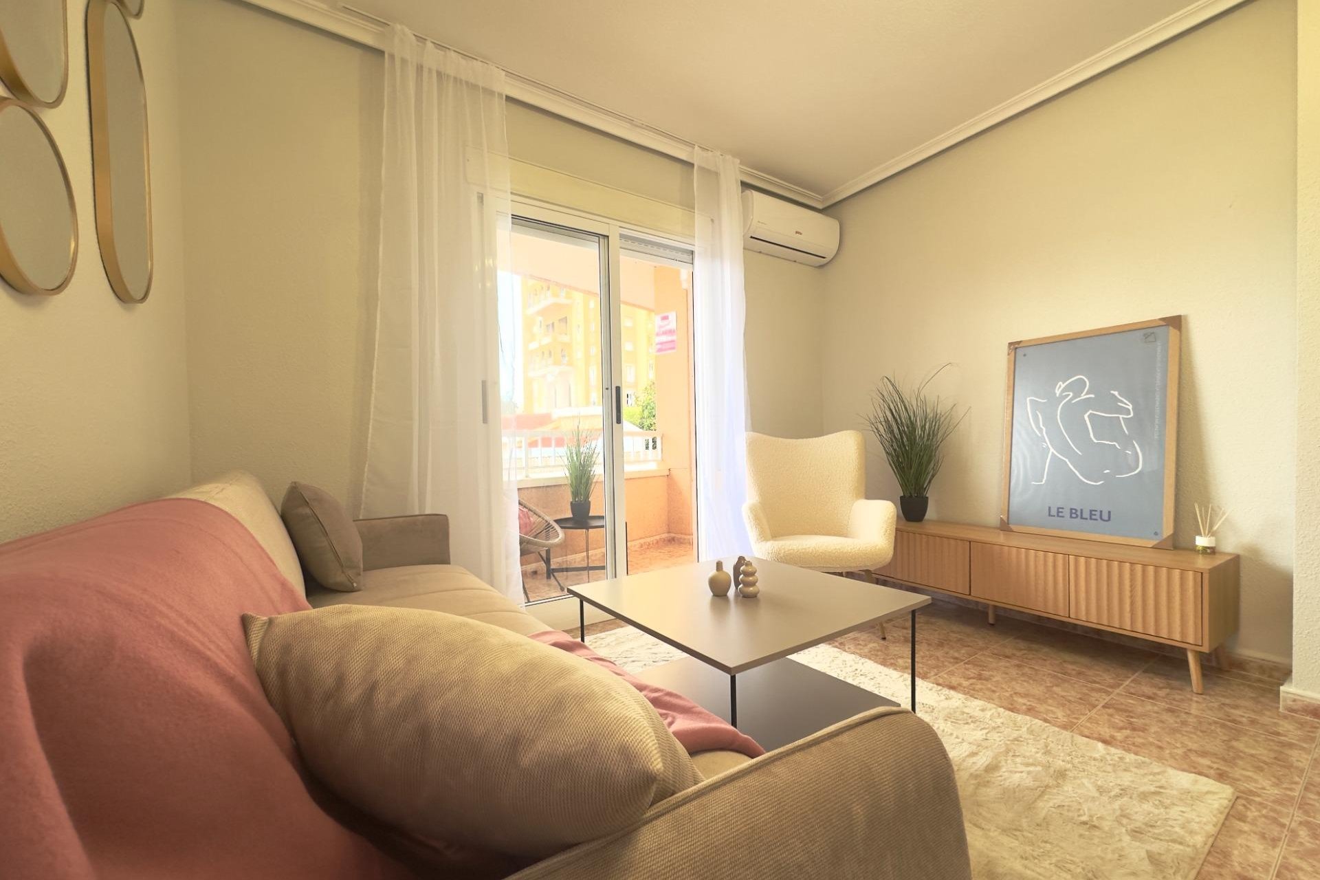 Reventa - Apartment -
Torrevieja - Playa de los locos