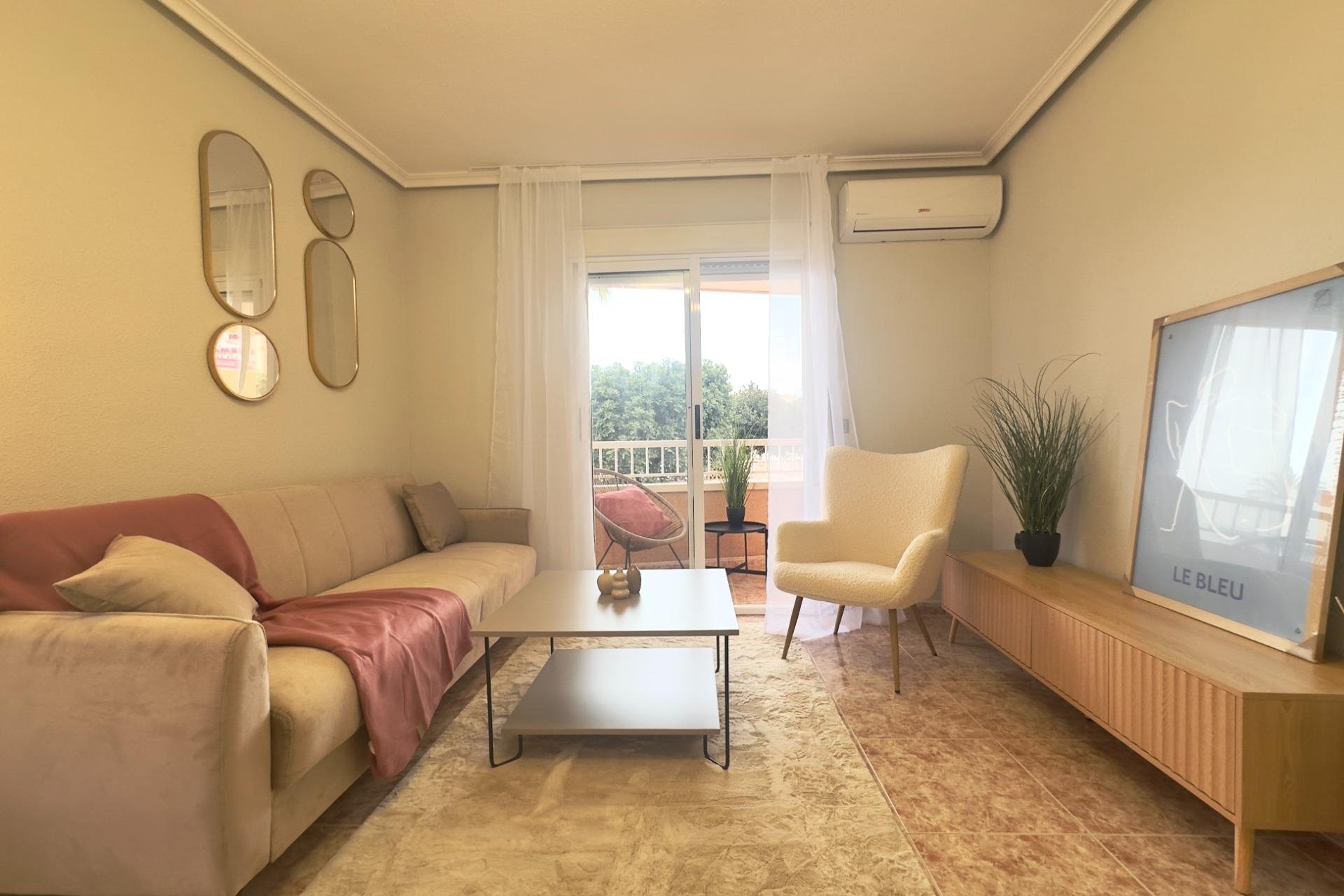 Reventa - Apartment -
Torrevieja - Playa de los locos