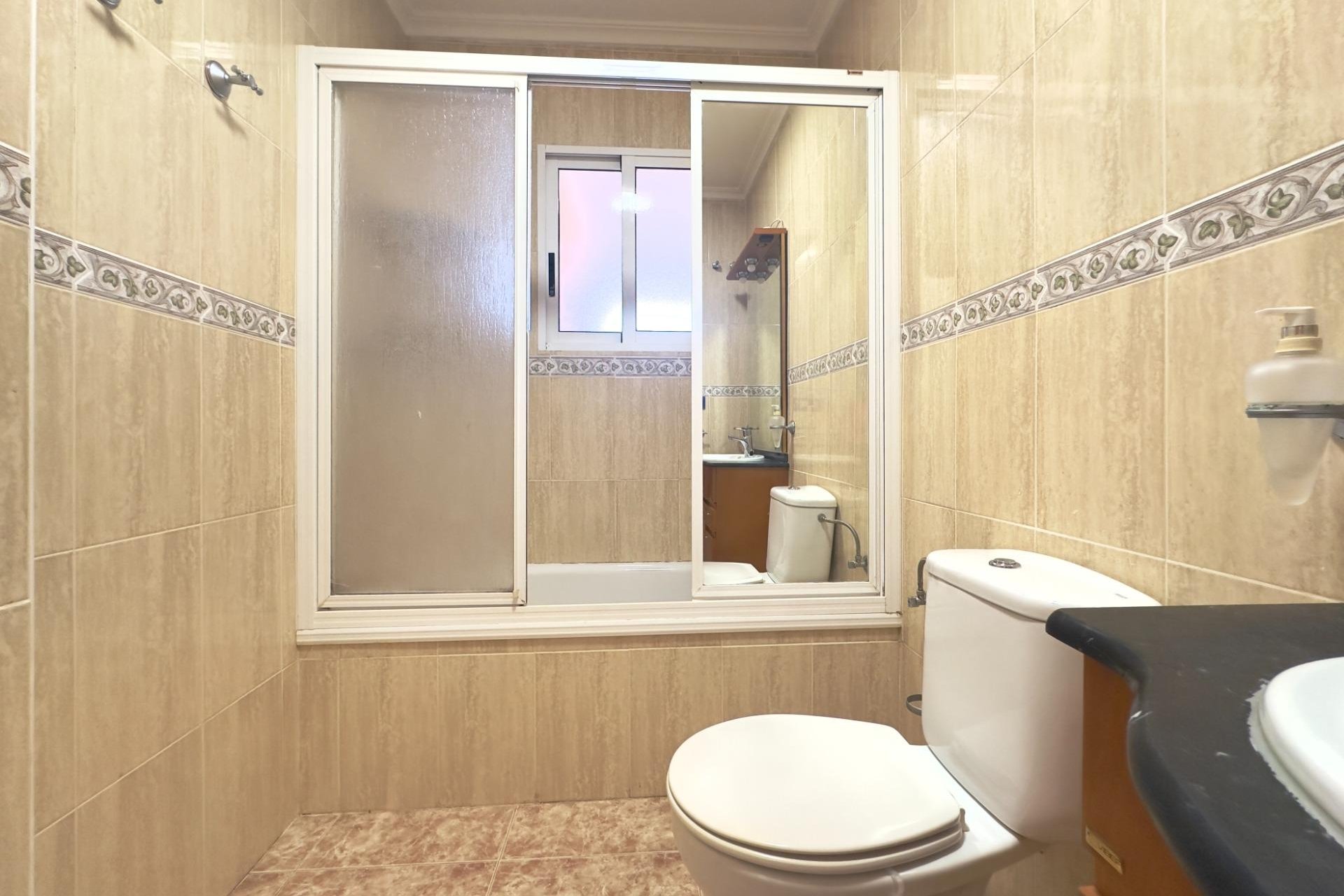 Reventa - Apartment -
Torrevieja - Playa de los locos