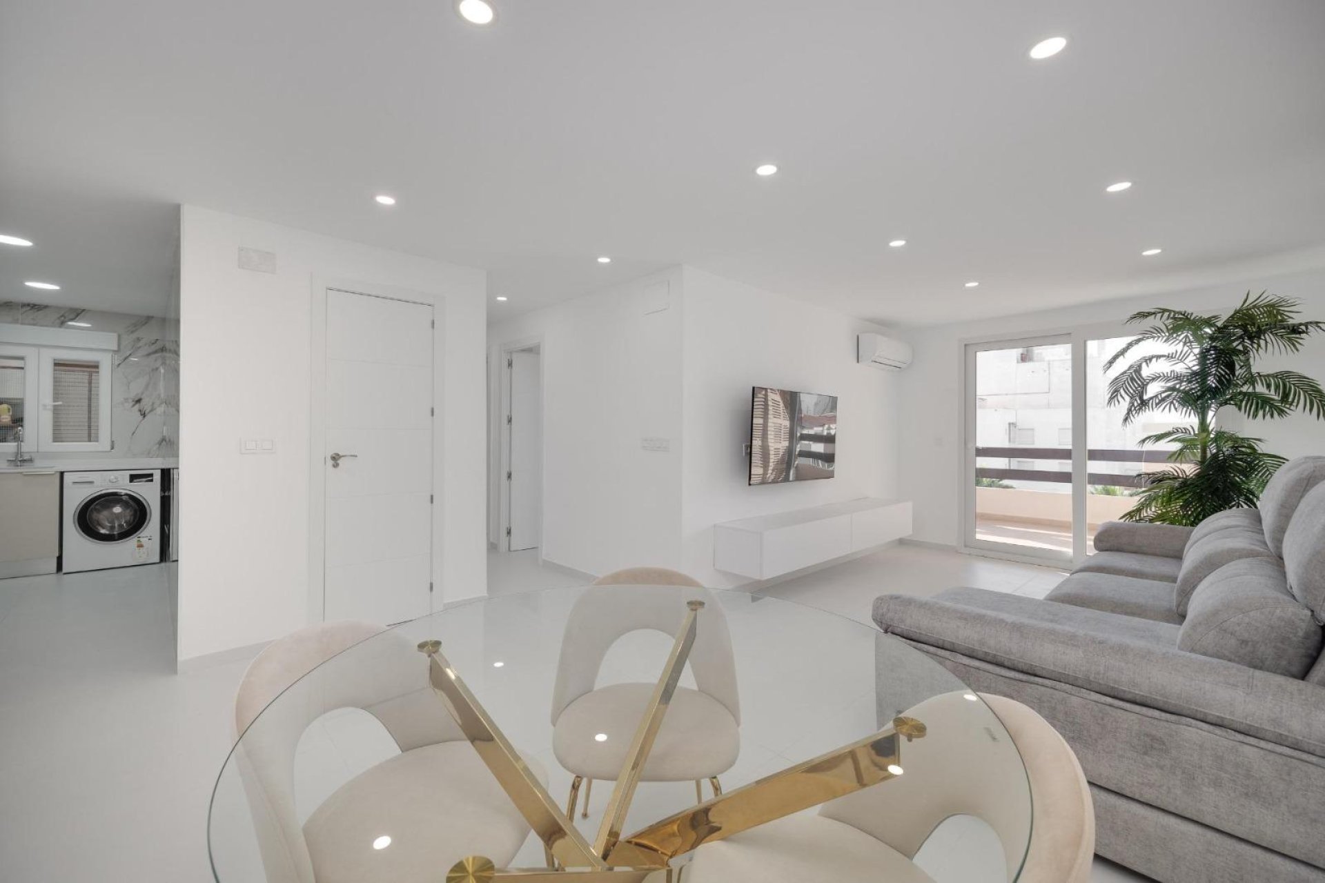 Reventa - Apartment -
Torrevieja - Playa de los Naufragos