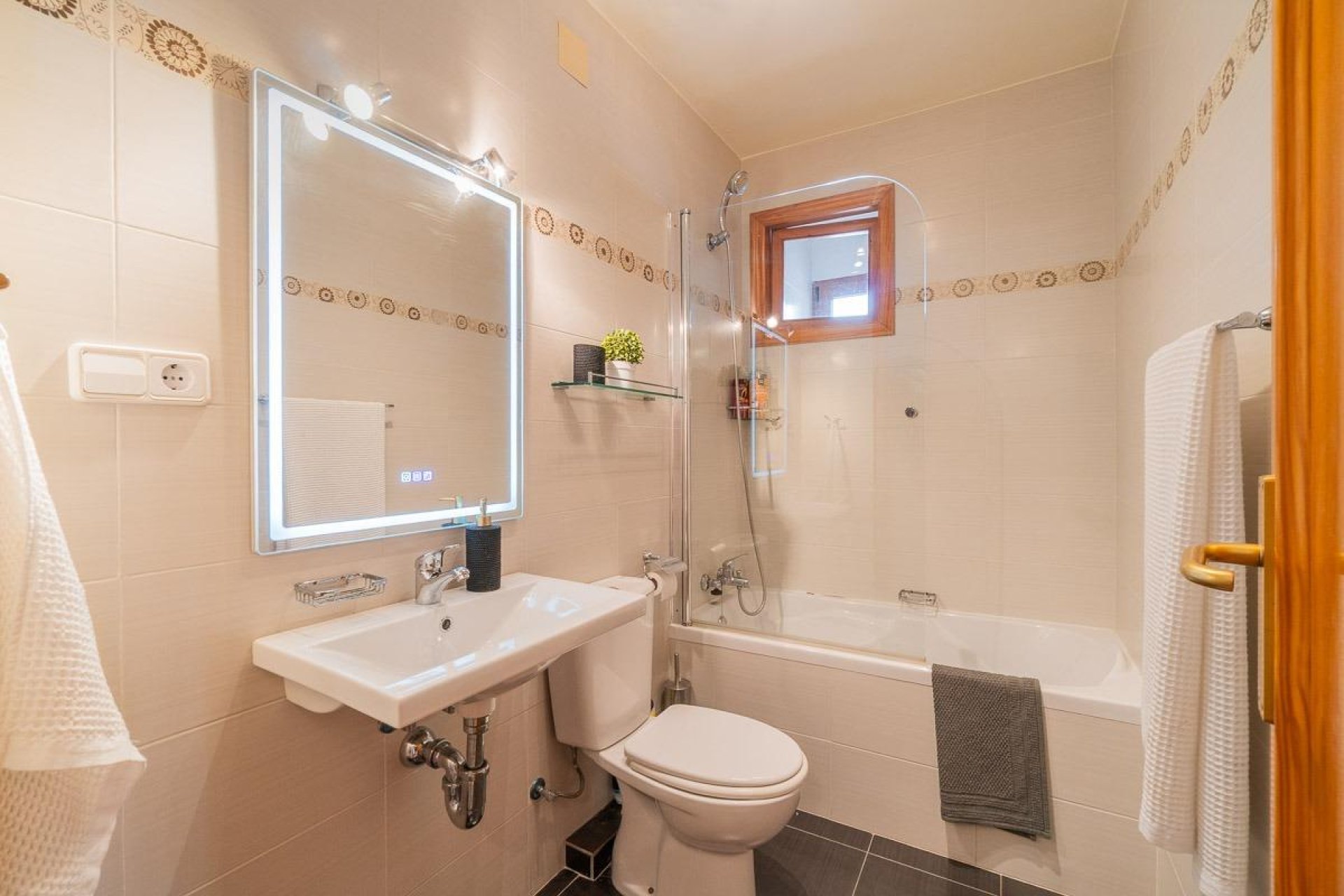 Reventa - Apartment -
Torrevieja - Playa de los Naufragos