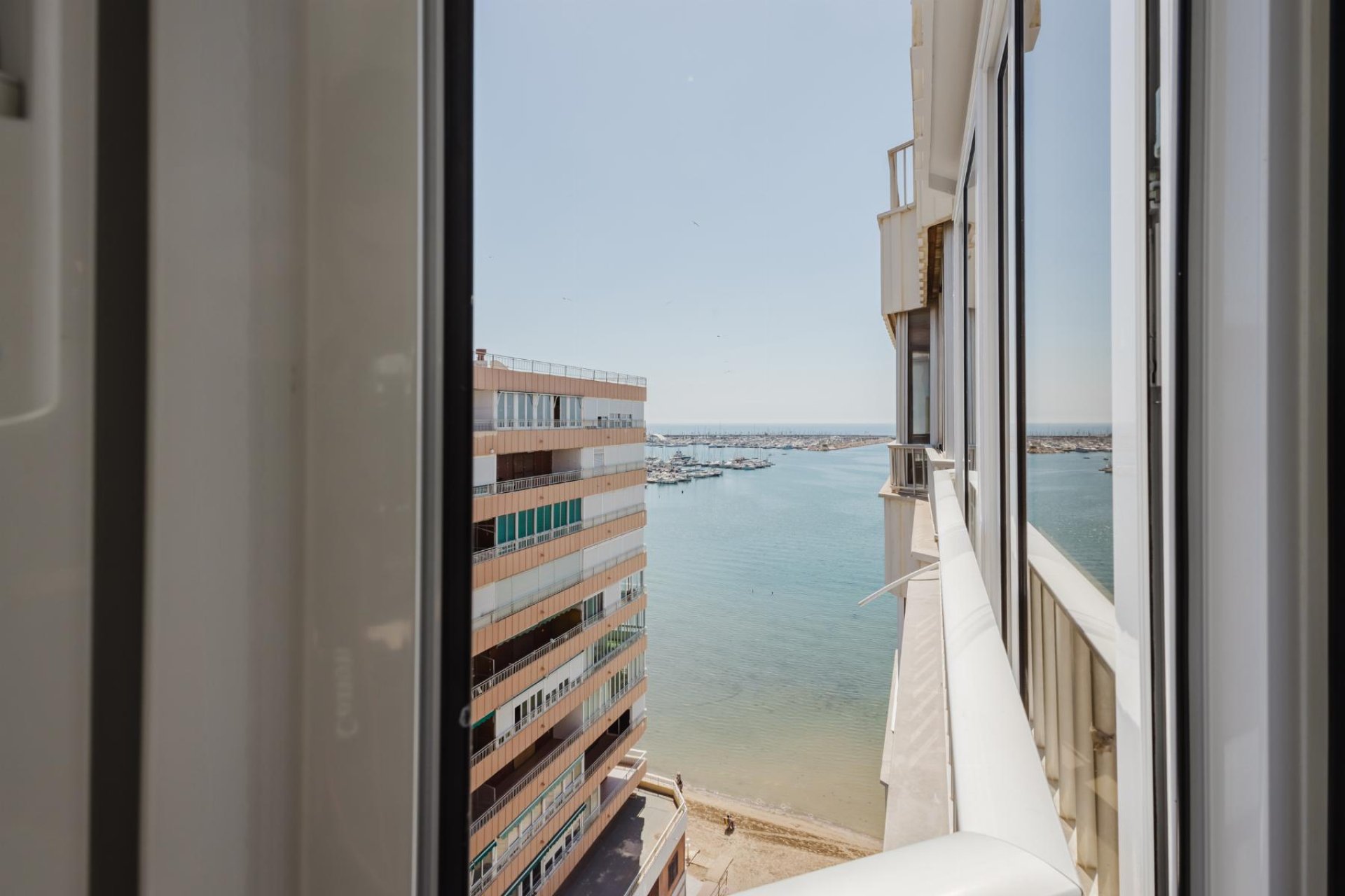 Reventa - Apartment -
Torrevieja - Playa del Acequión
