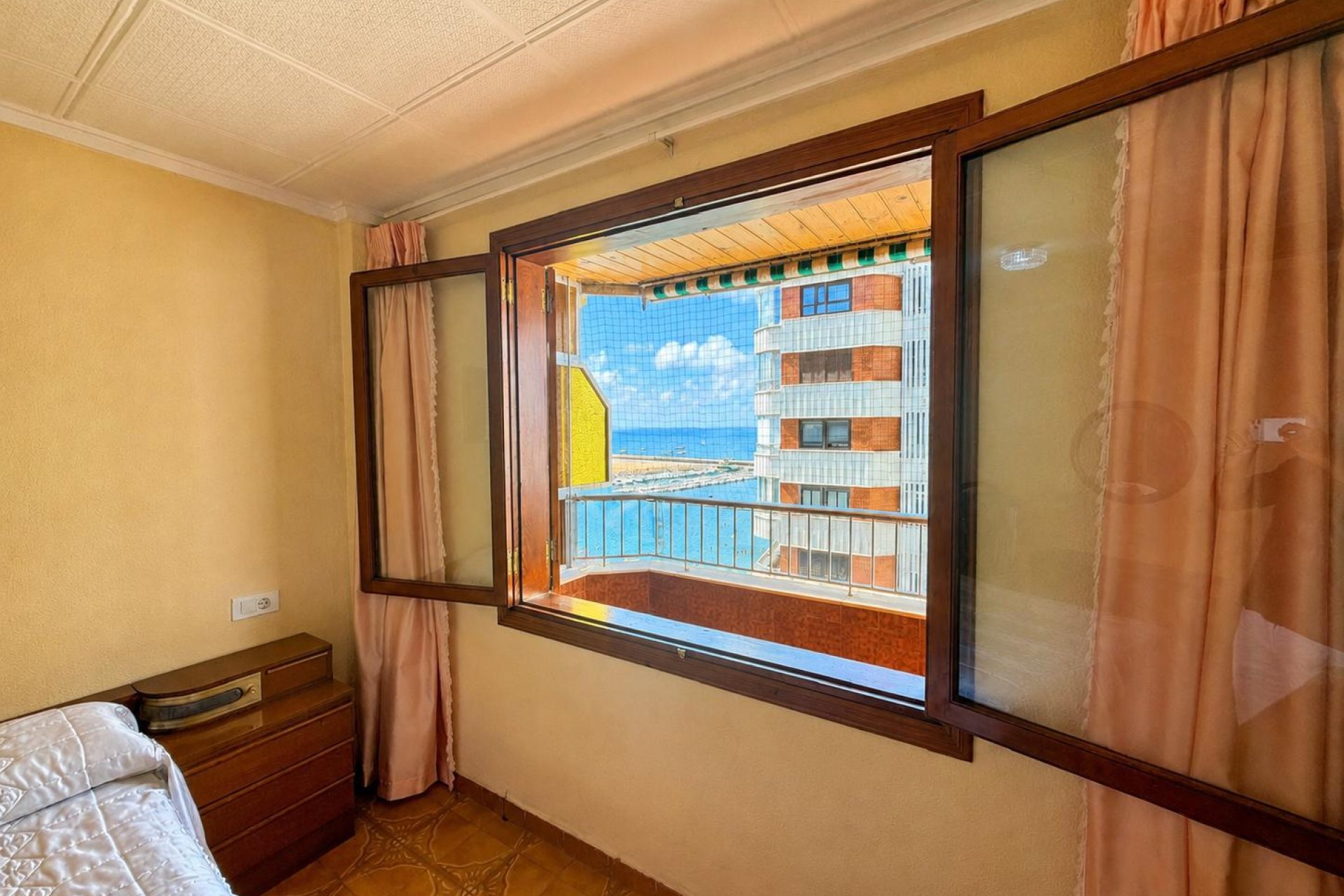 Reventa - Apartment -
Torrevieja - Playa del Acequión