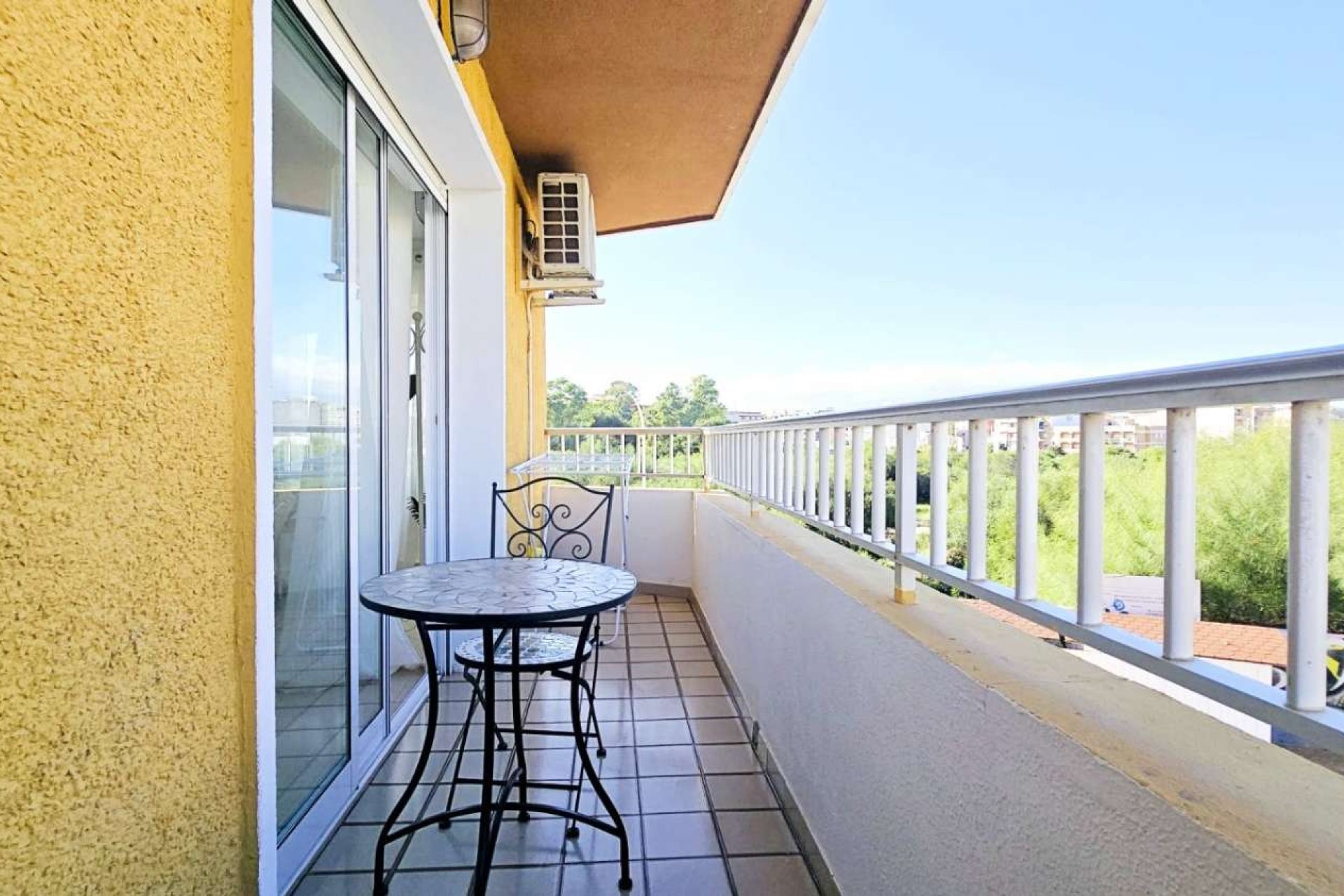 Reventa - Apartment -
Torrevieja - Puerto Deportivo