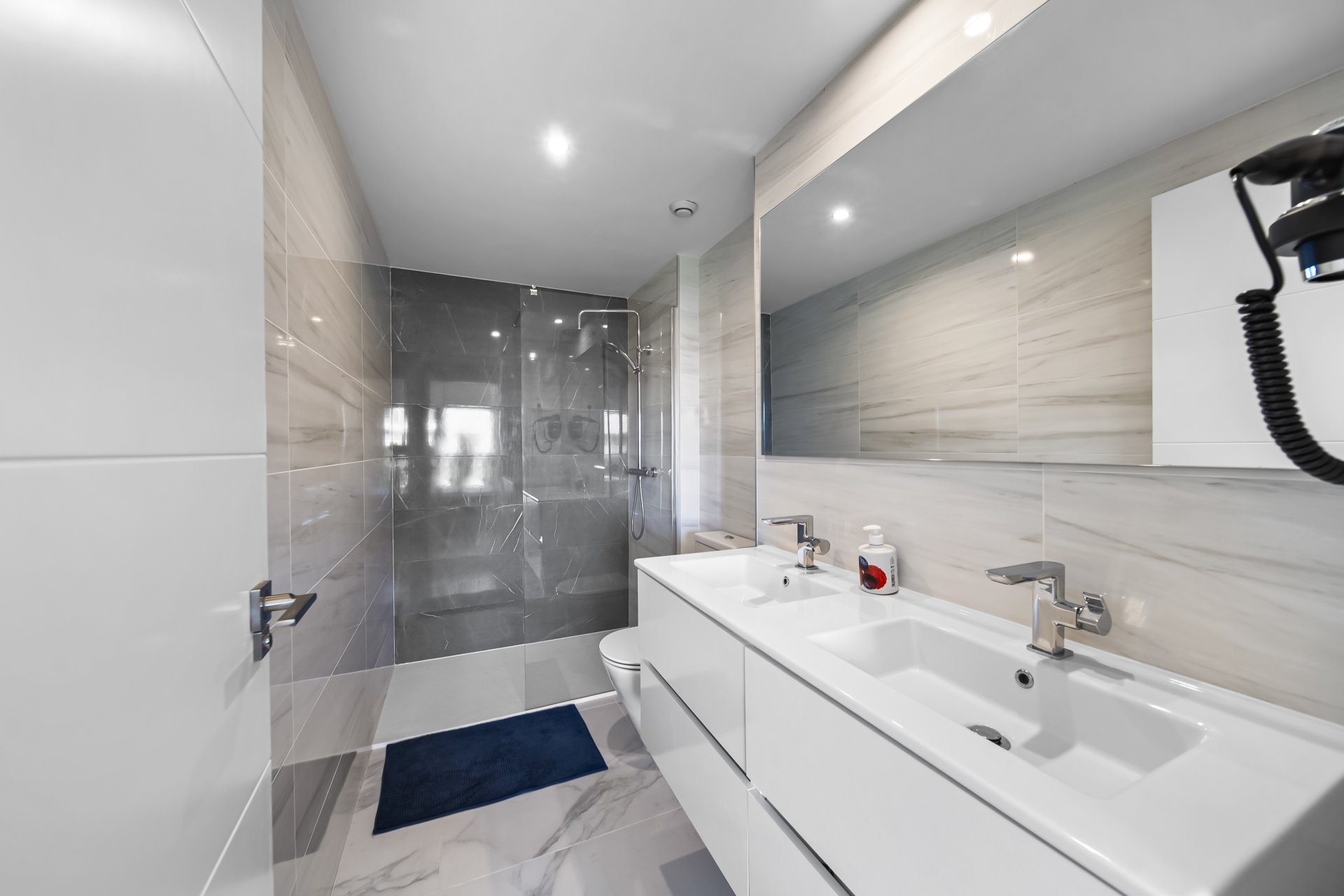 Reventa - Apartment -
Torrevieja - Punta prima