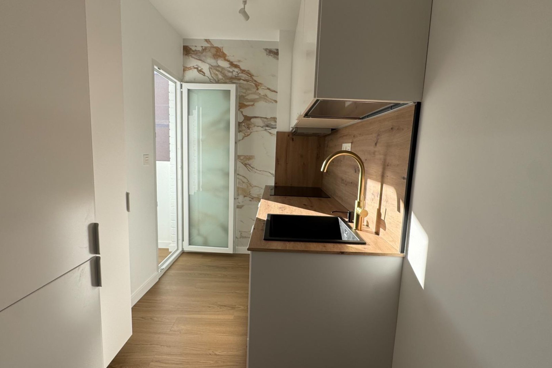 Reventa - Apartment -
Torrevieja - Punta prima