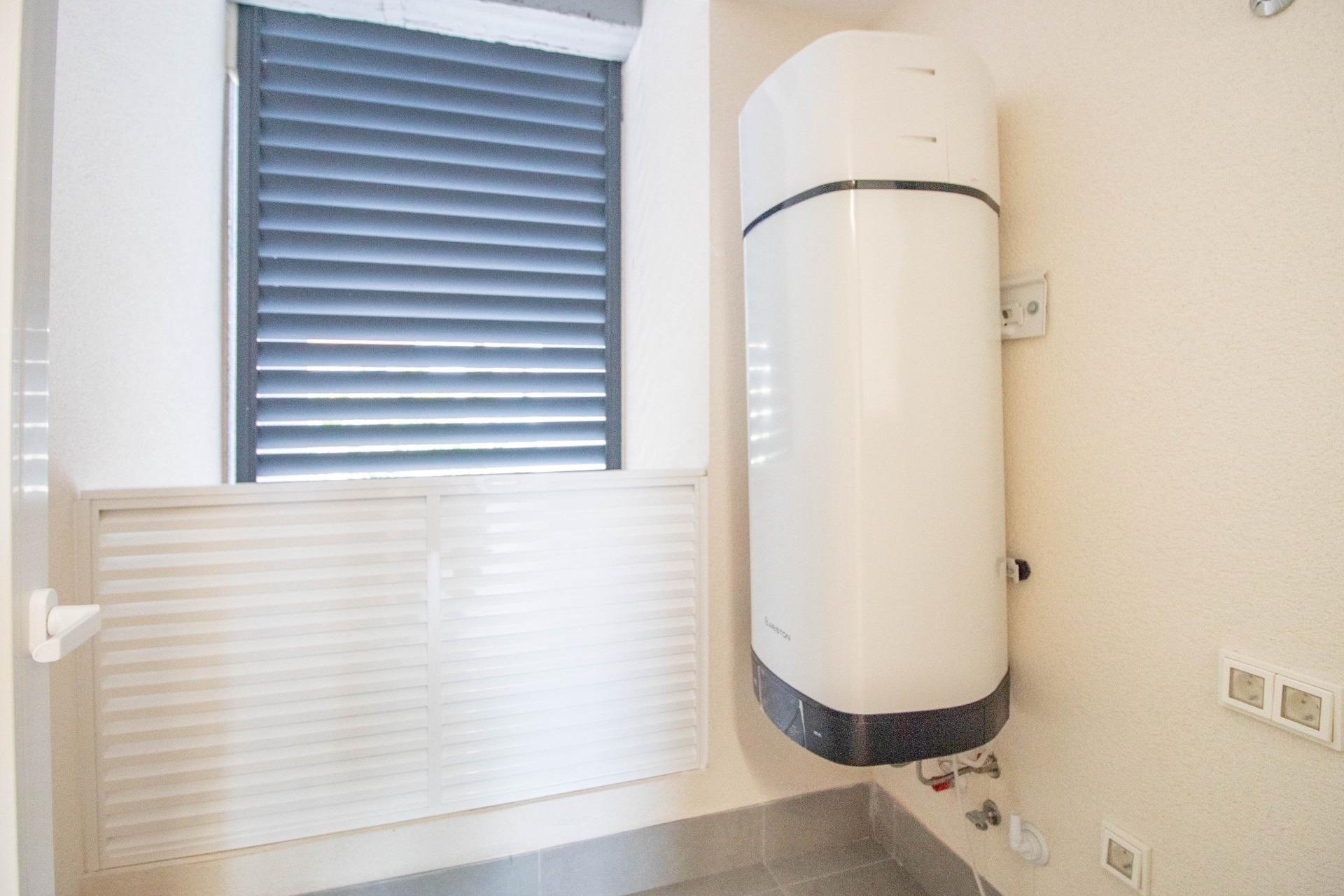 Reventa - Apartment -
Torrevieja - Punta prima