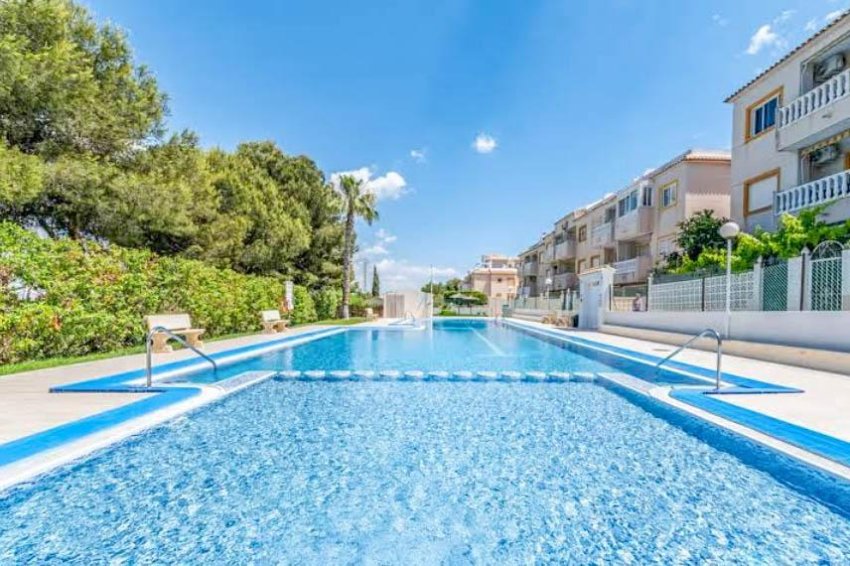 Reventa - Apartment -
Torrevieja - Torreblanca