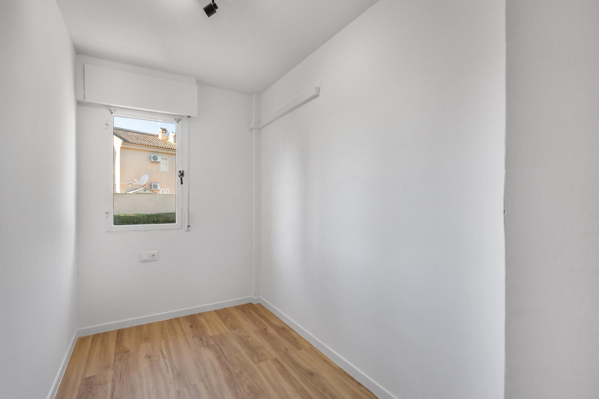 Reventa - Apartment -
Torrevieja - Torreblanca