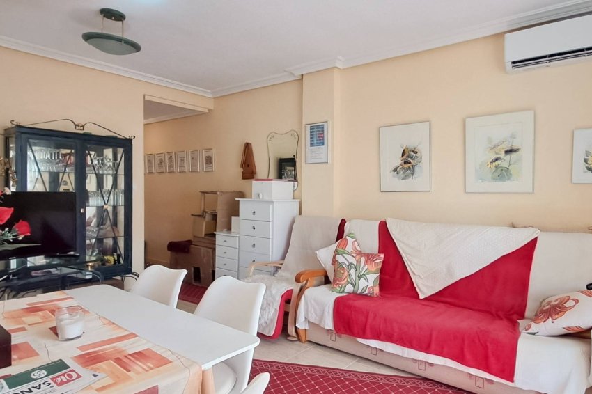 Reventa - Apartment -
Torrevieja