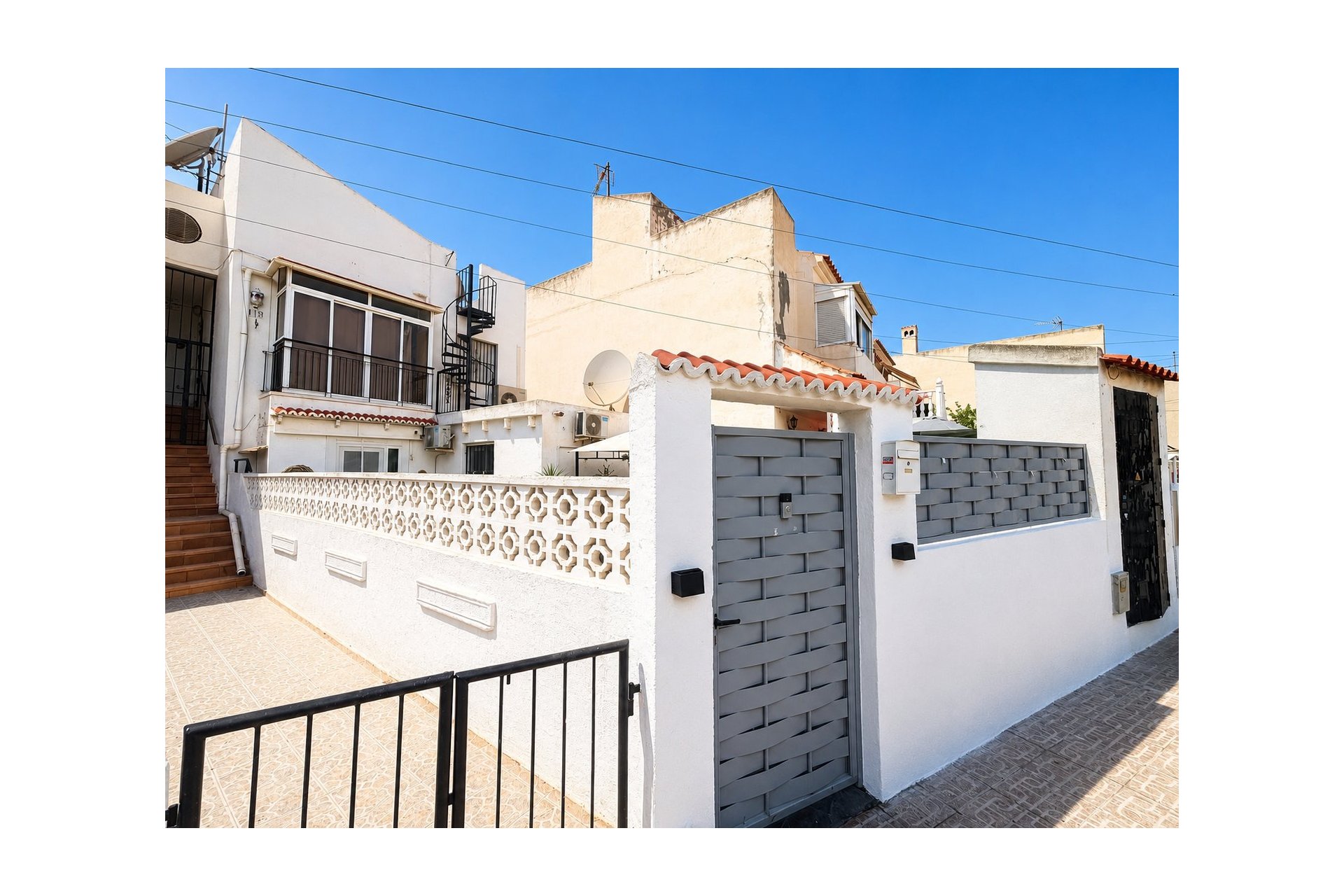 Reventa - Apartment -
Urbanización El Chaparral