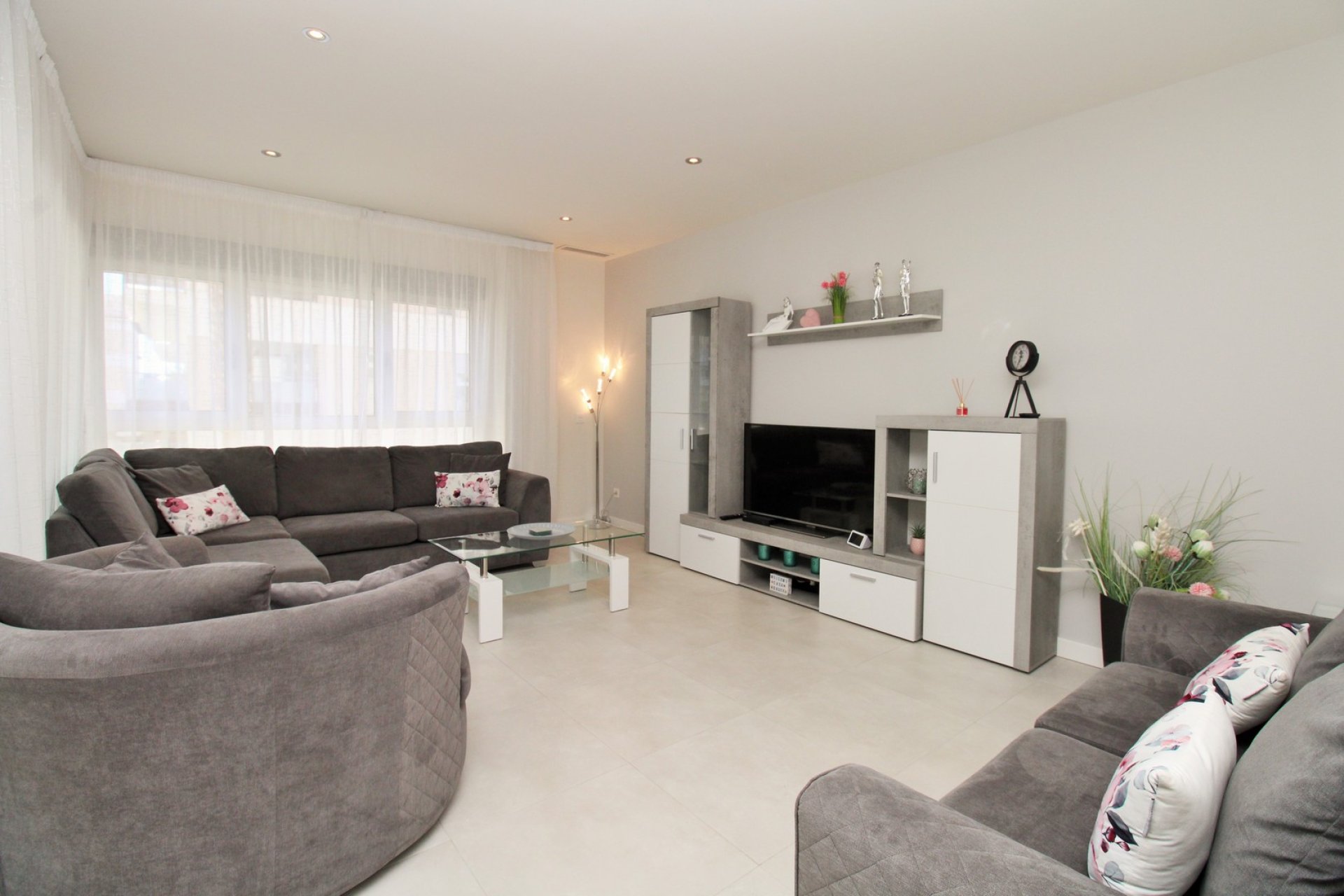Reventa - Apartment -
Villamartin - Los Dolses