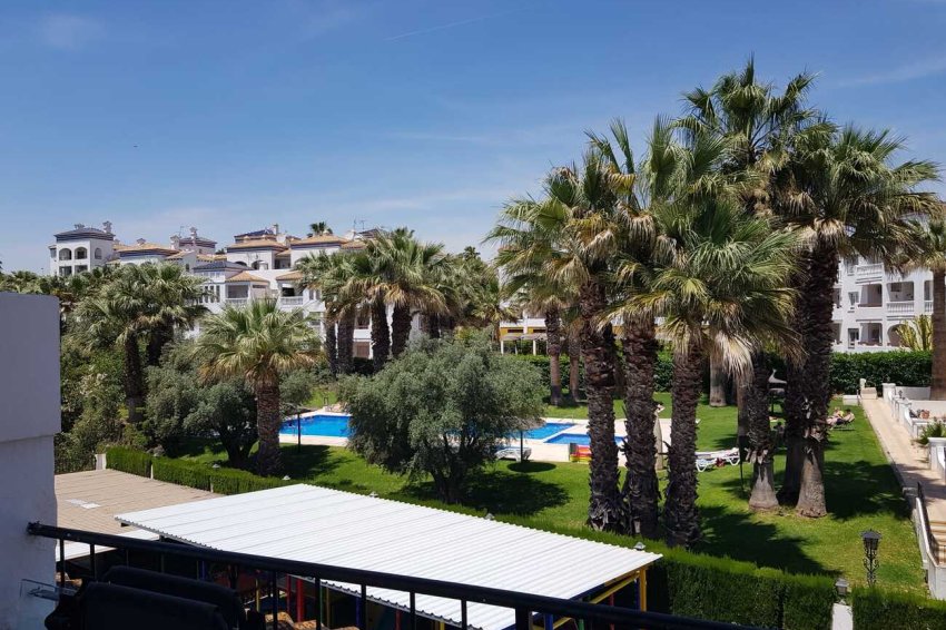 Reventa - Apartment -
Villamartin - Orihuela Costa