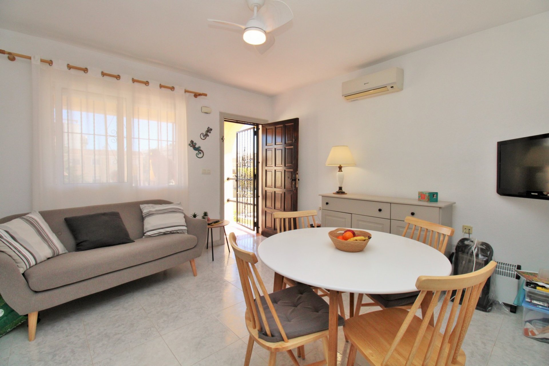 Reventa - Apartment -
Villamartin - Villamartín