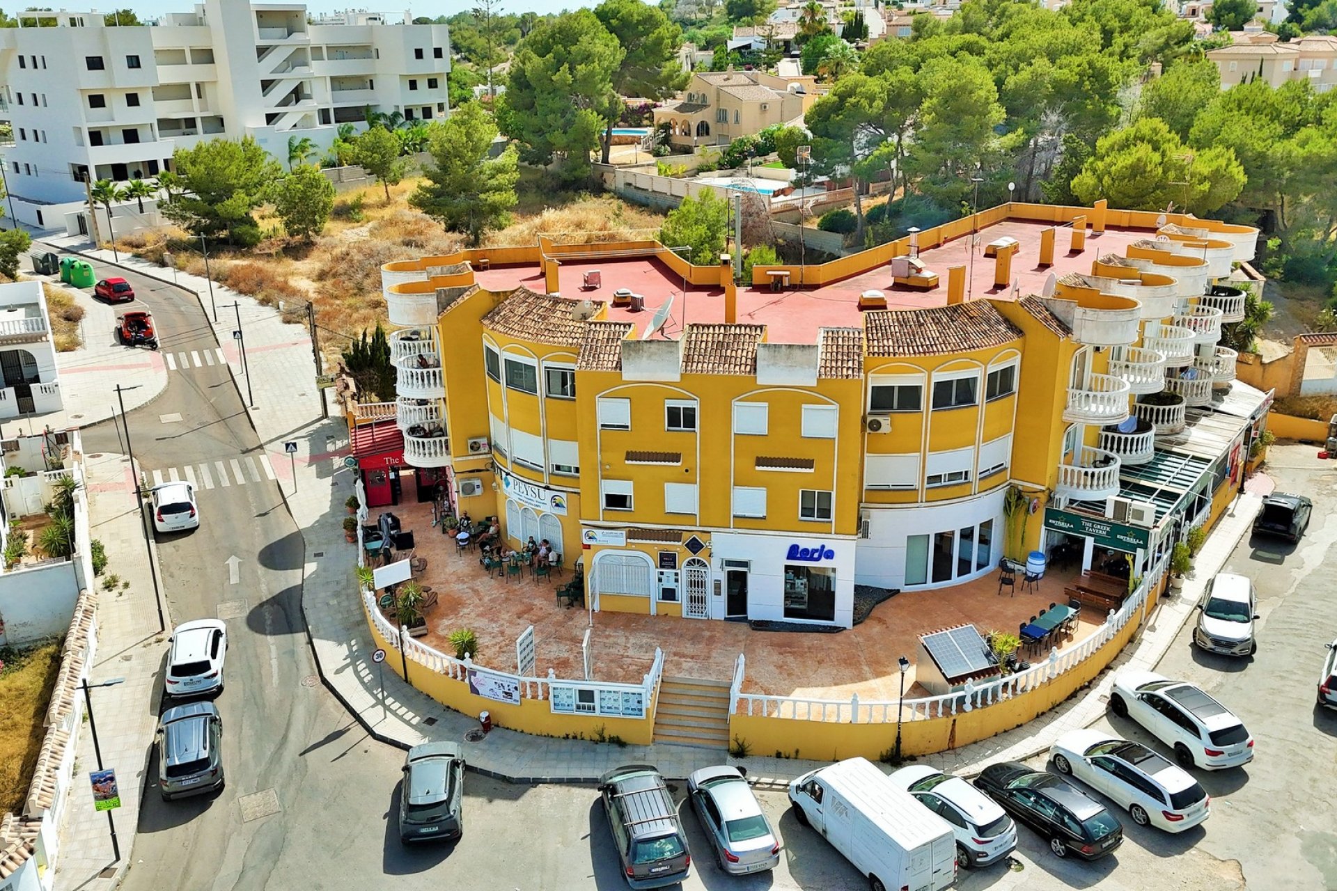 Reventa - Apartment -
Villamartin - Villamartín