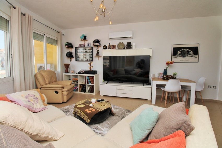 Reventa - Apartment -
Villamartin - Villamartín