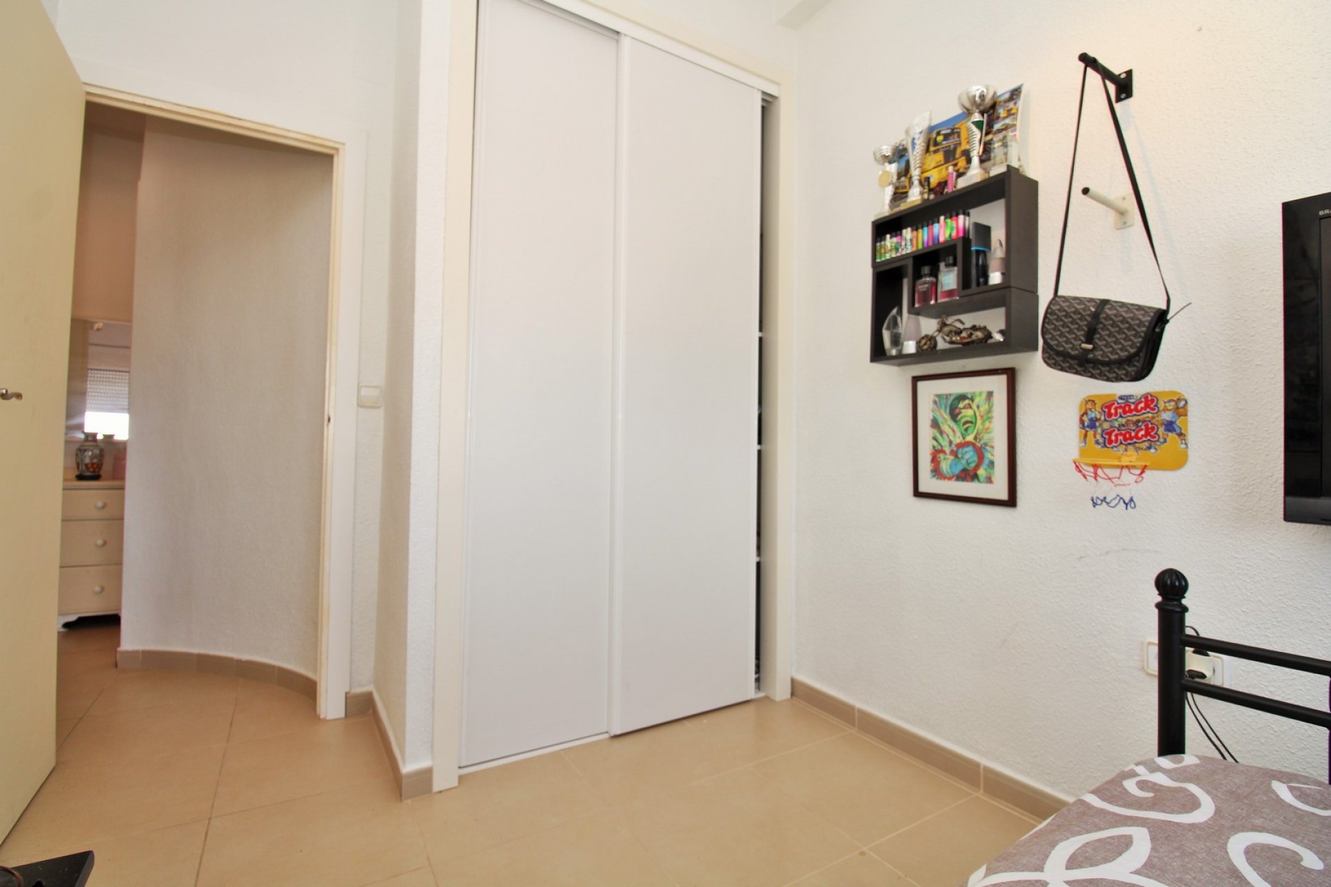 Reventa - Apartment -
Villamartin - Villamartín