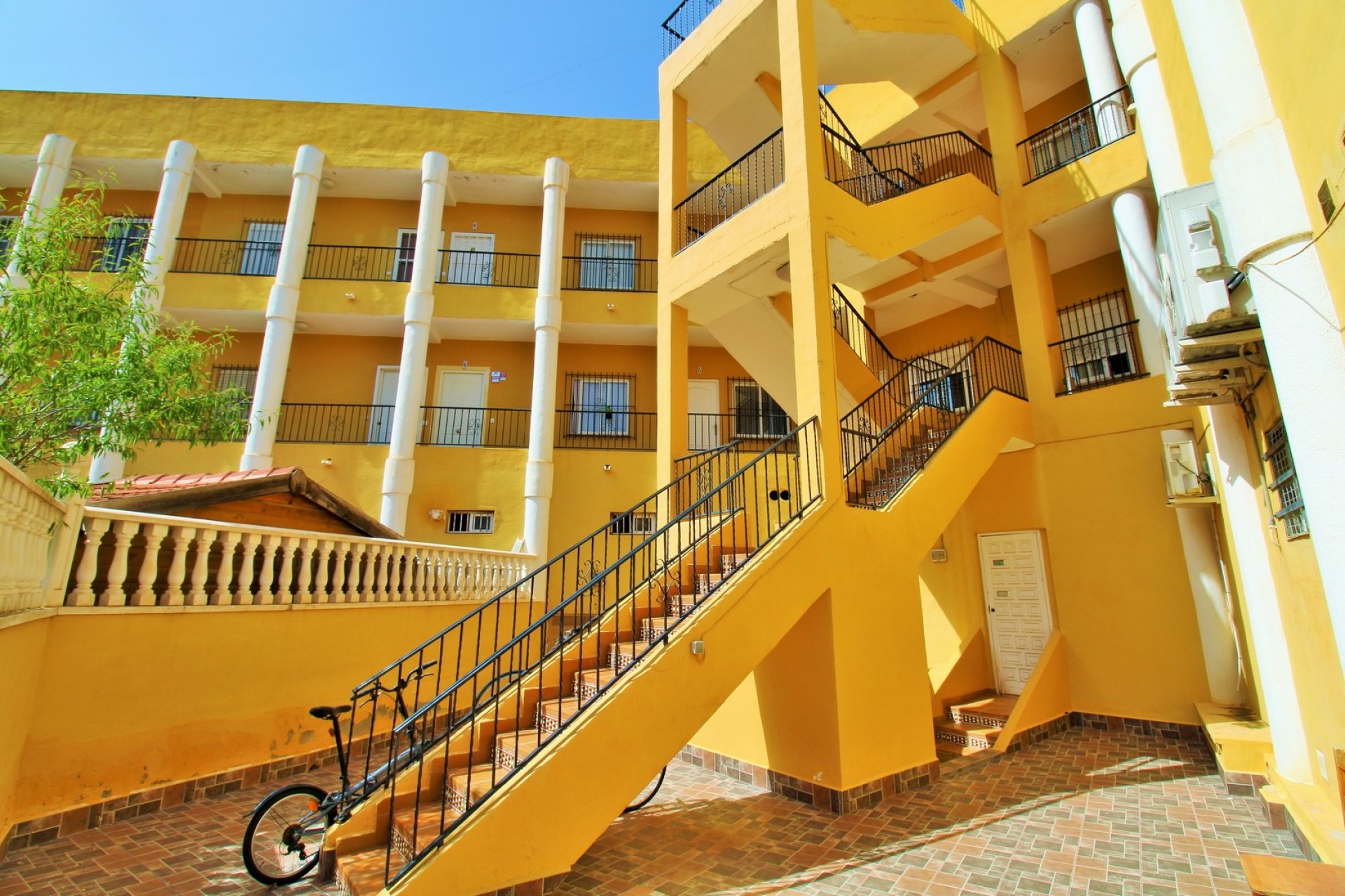 Reventa - Apartment -
Villamartin - Villamartín