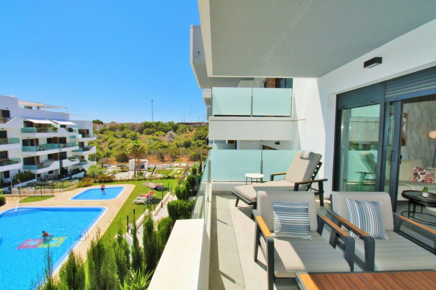 Reventa - Apartment -
Villamartin - Villamartín