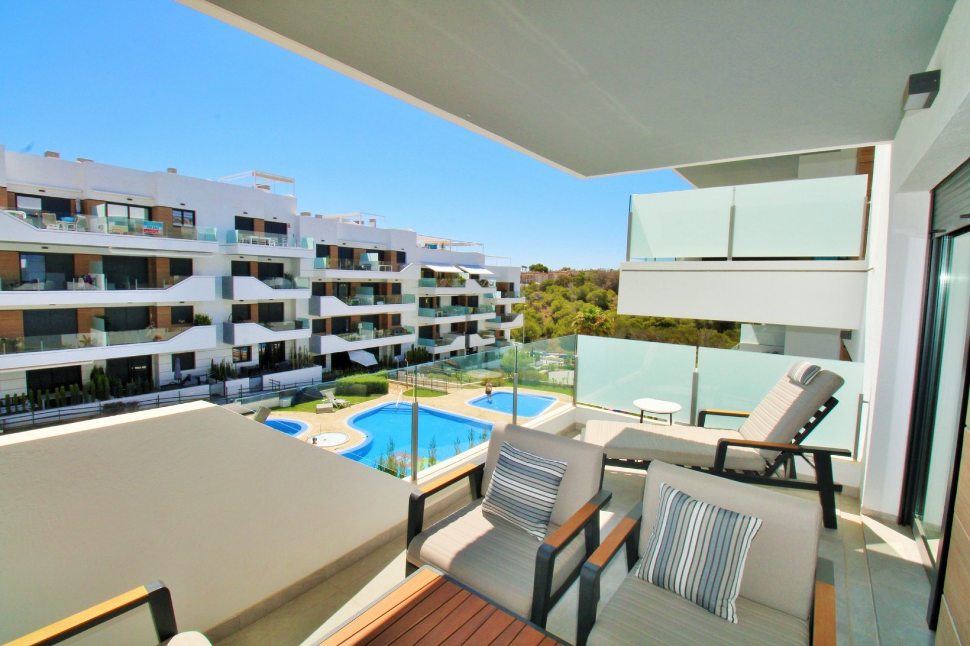 Reventa - Apartment -
Villamartin - Villamartín