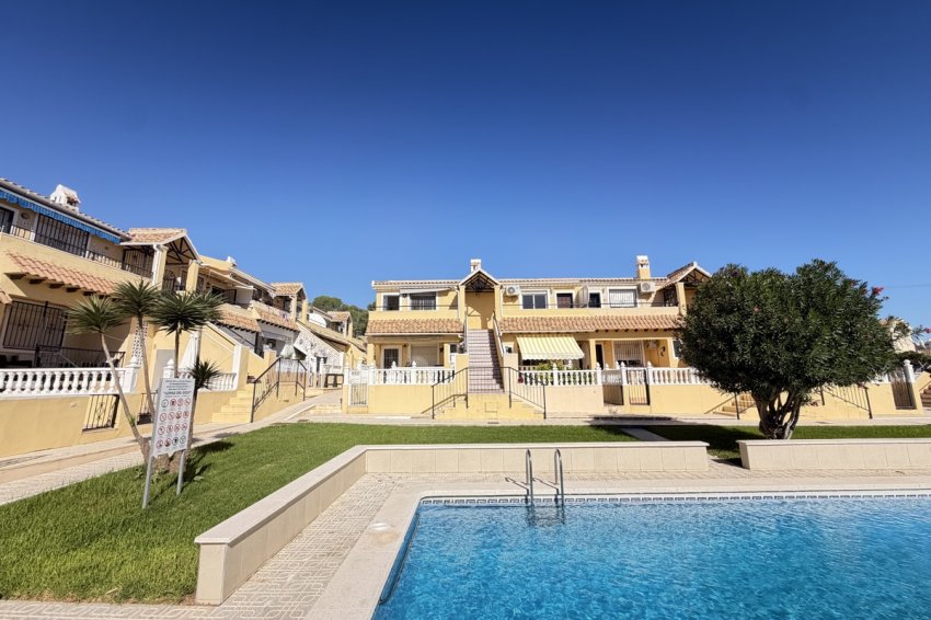 Reventa - Apartment -
Villamartin - Villamartín