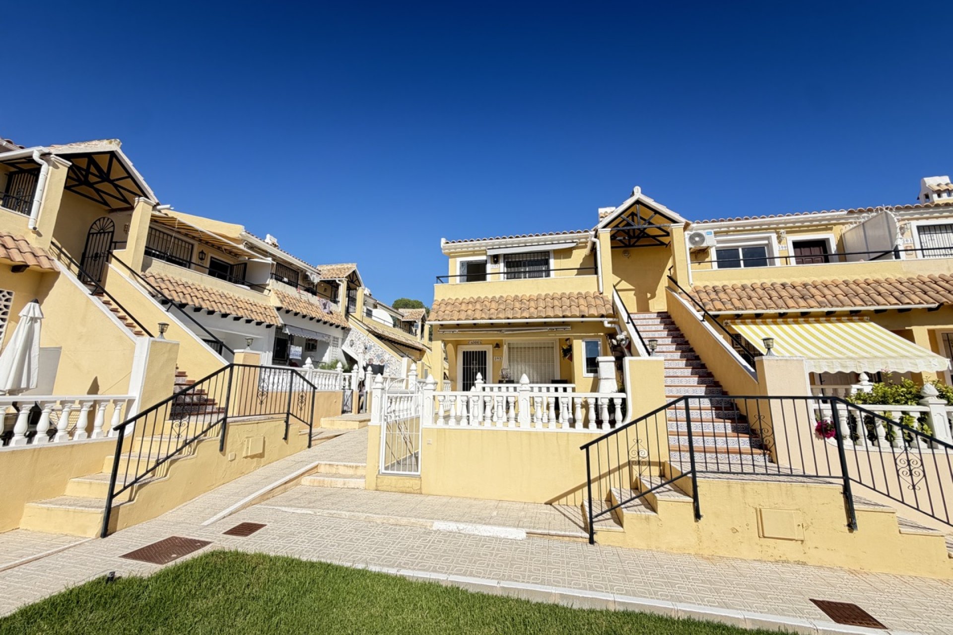 Reventa - Apartment -
Villamartin - Villamartín