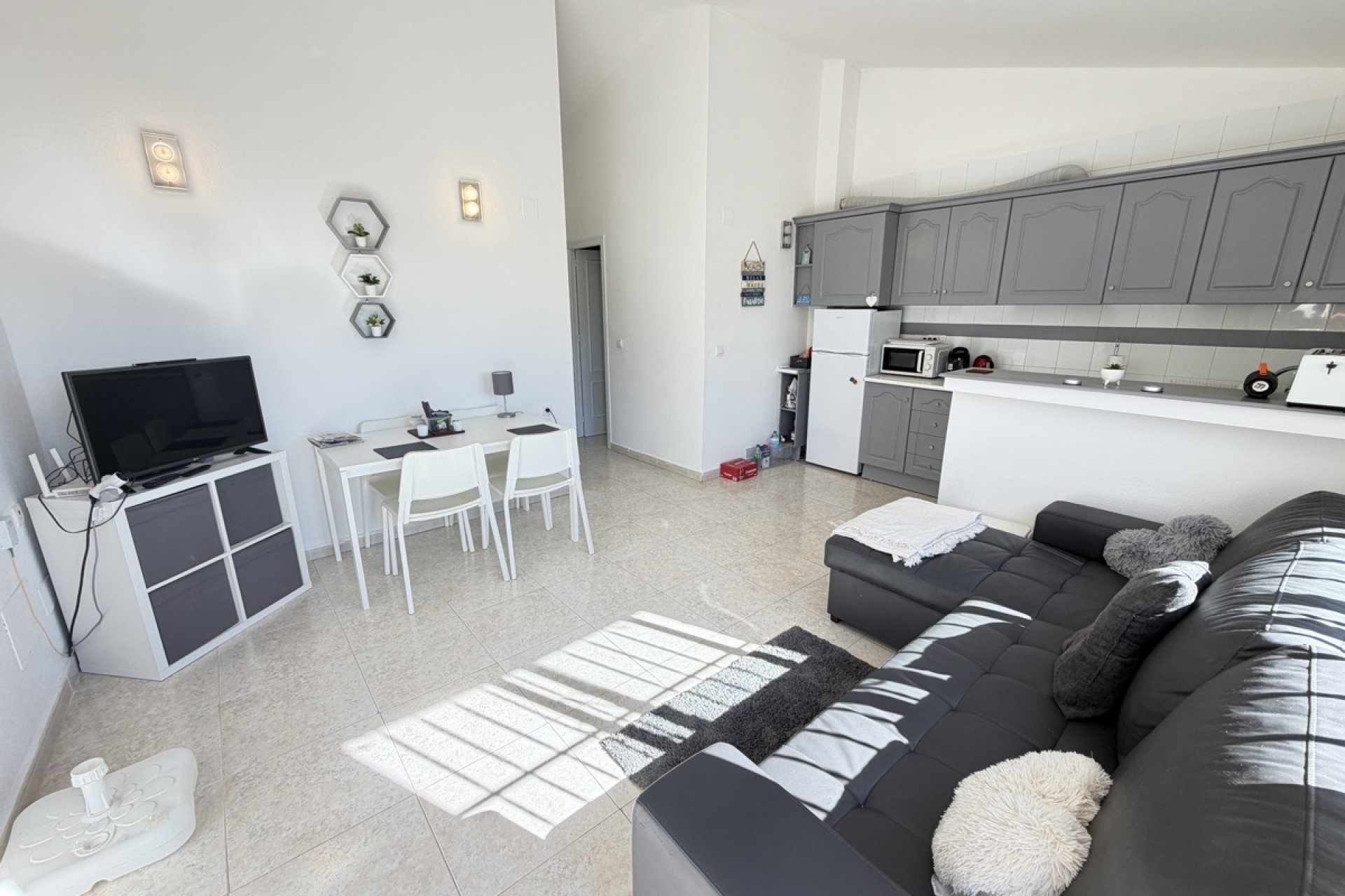Reventa - Apartment -
Villamartin - Villamartín