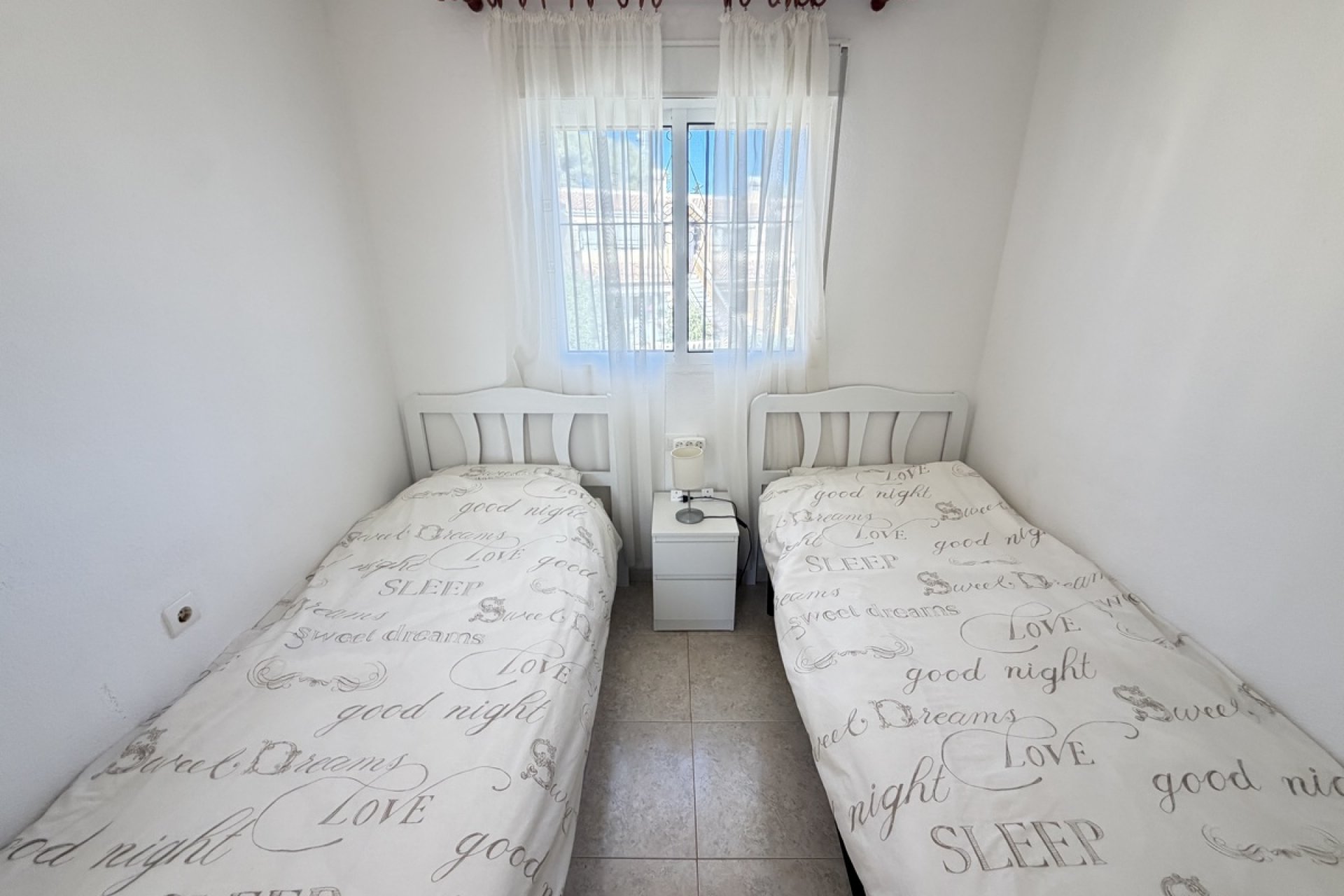 Reventa - Apartment -
Villamartin - Villamartín