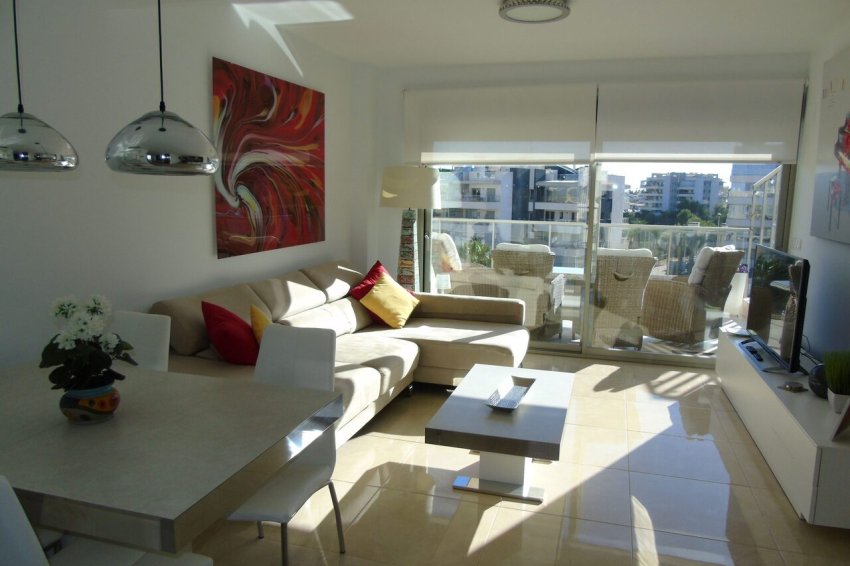 Reventa - Apartment -
Villamartin - Villamartín